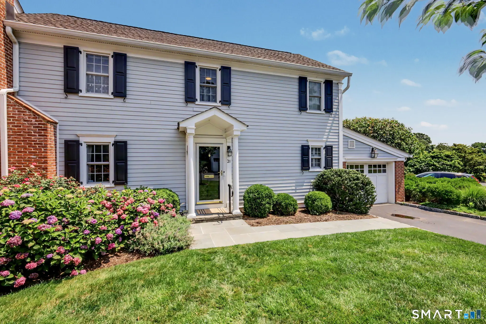 123 Richmond Hill Road 21, New Canaan