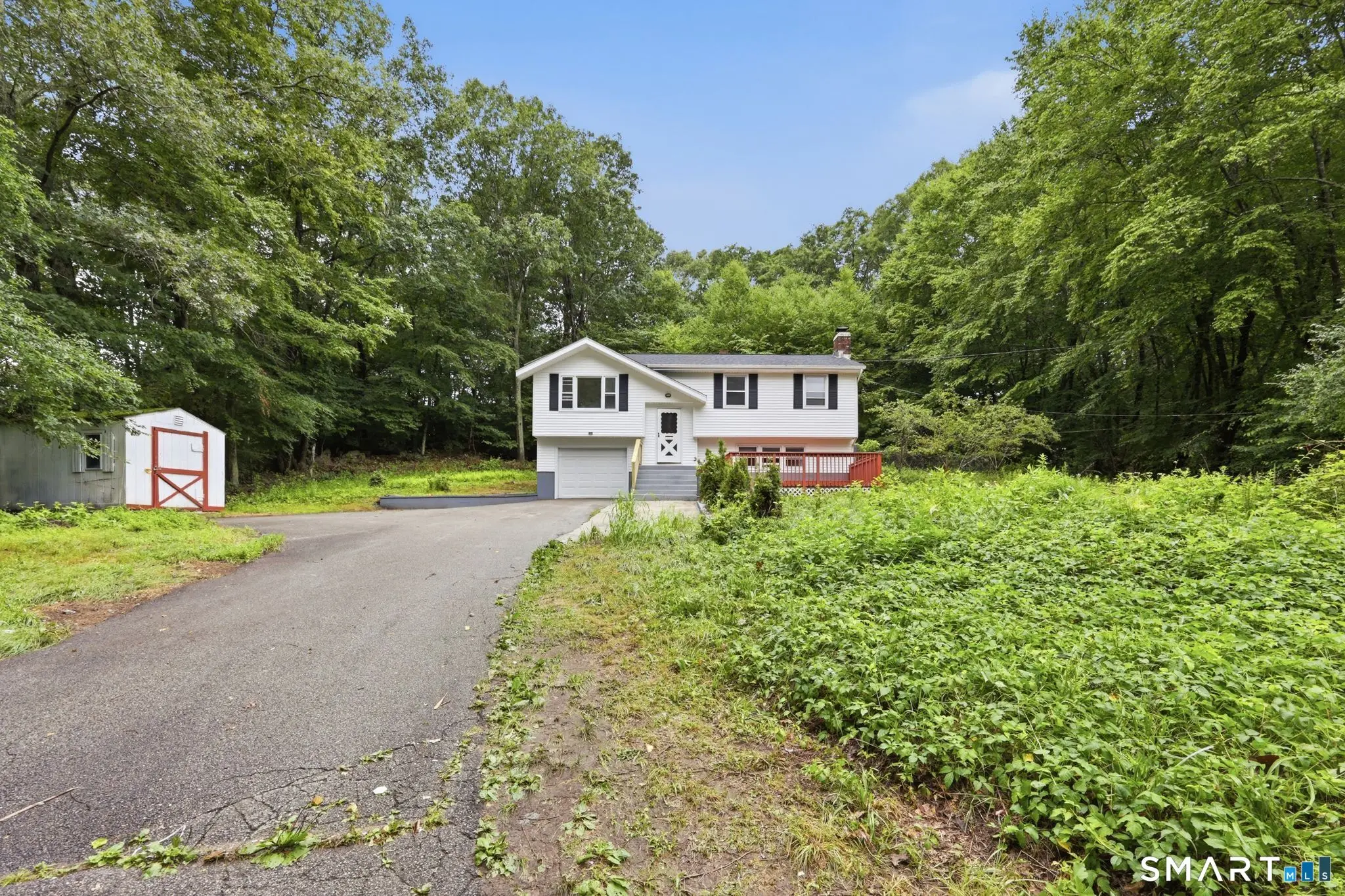 24 Crestview Drive, Montville