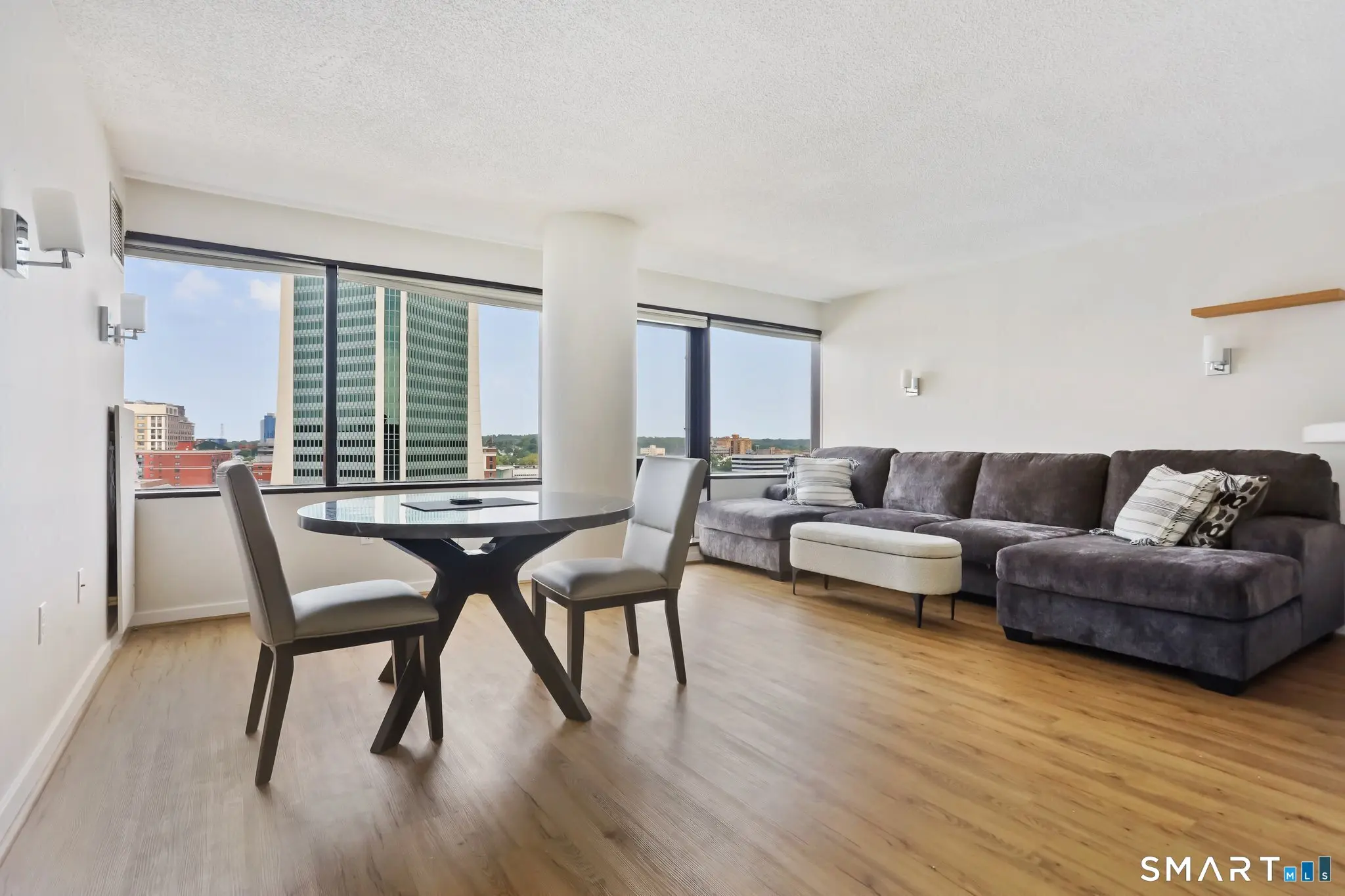 127 Greyrock Place 1205, Stamford