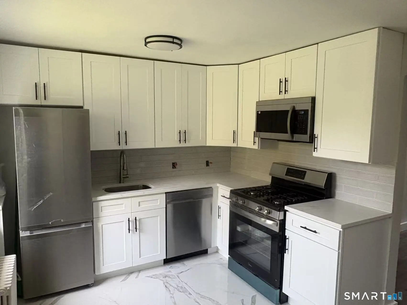 23 Clarmore Drive 2a, Norwalk