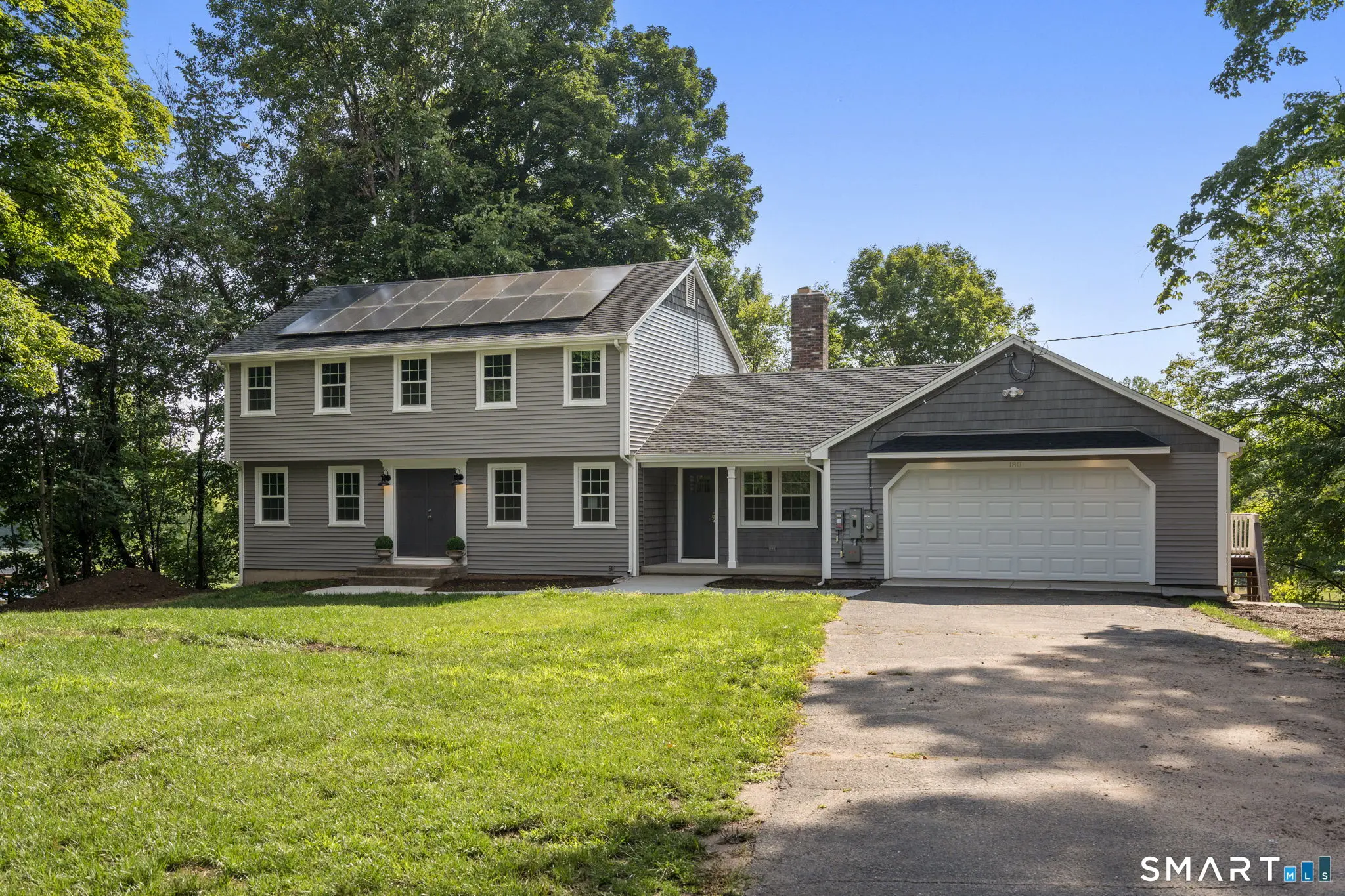 180 South Stone Street, Suffield