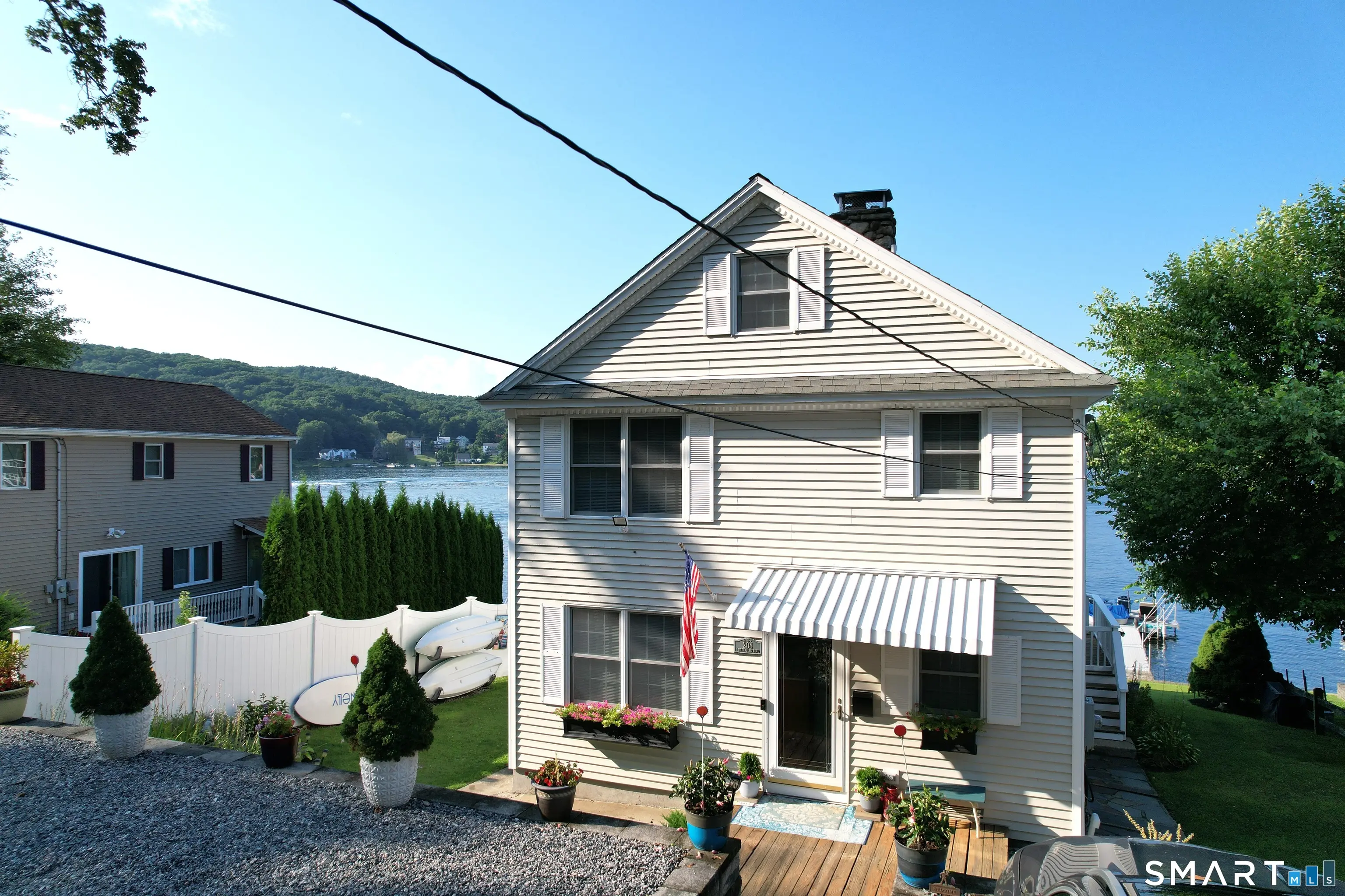 204 East Wakefield Boulevard, Winchester