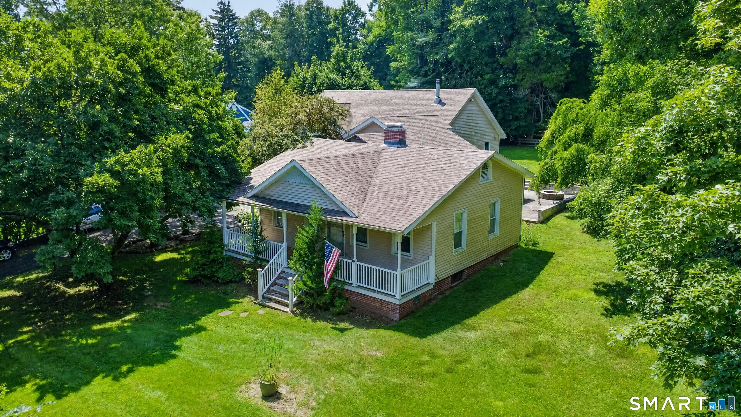 900 Racebrook Road, Orange