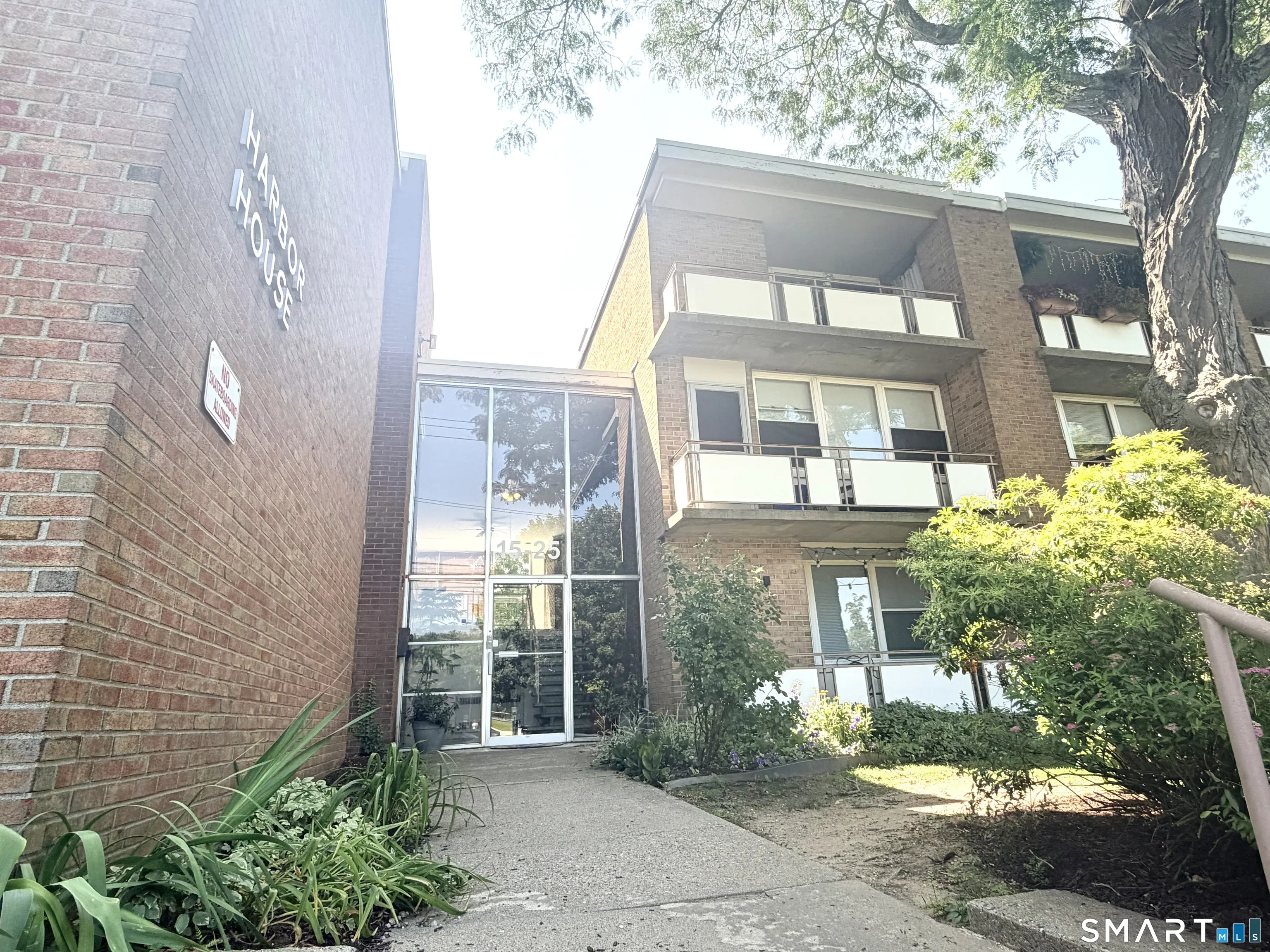 15 Ellsworth Street 7, Bridgeport