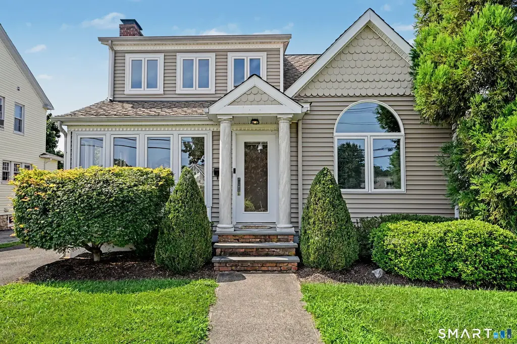 160 Gregory Boulevard, Norwalk