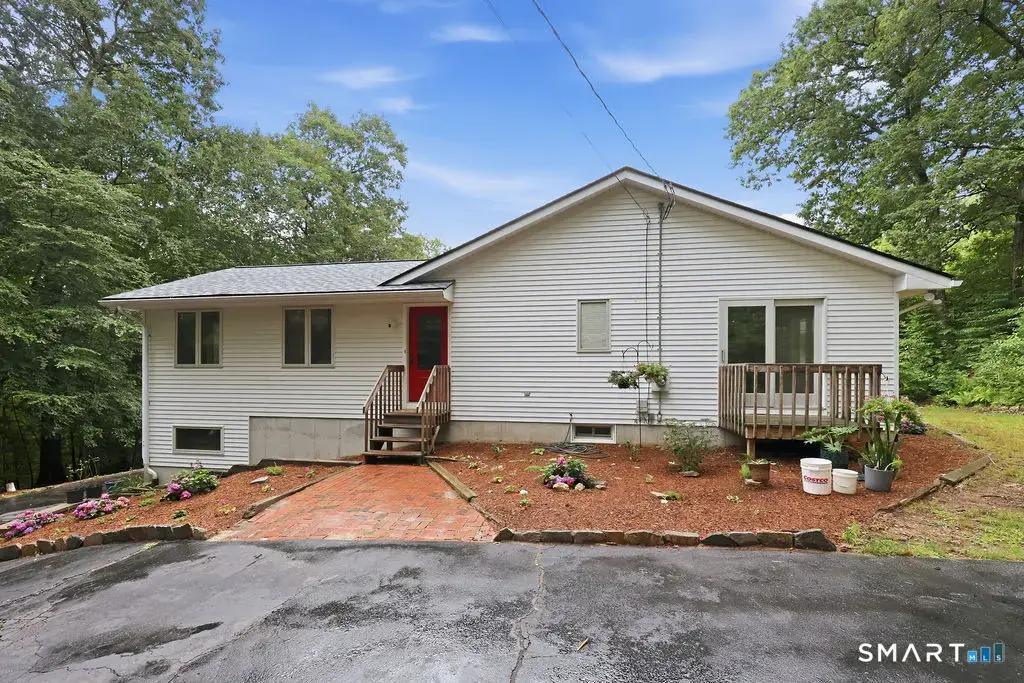 17 Bonair Road, Tolland