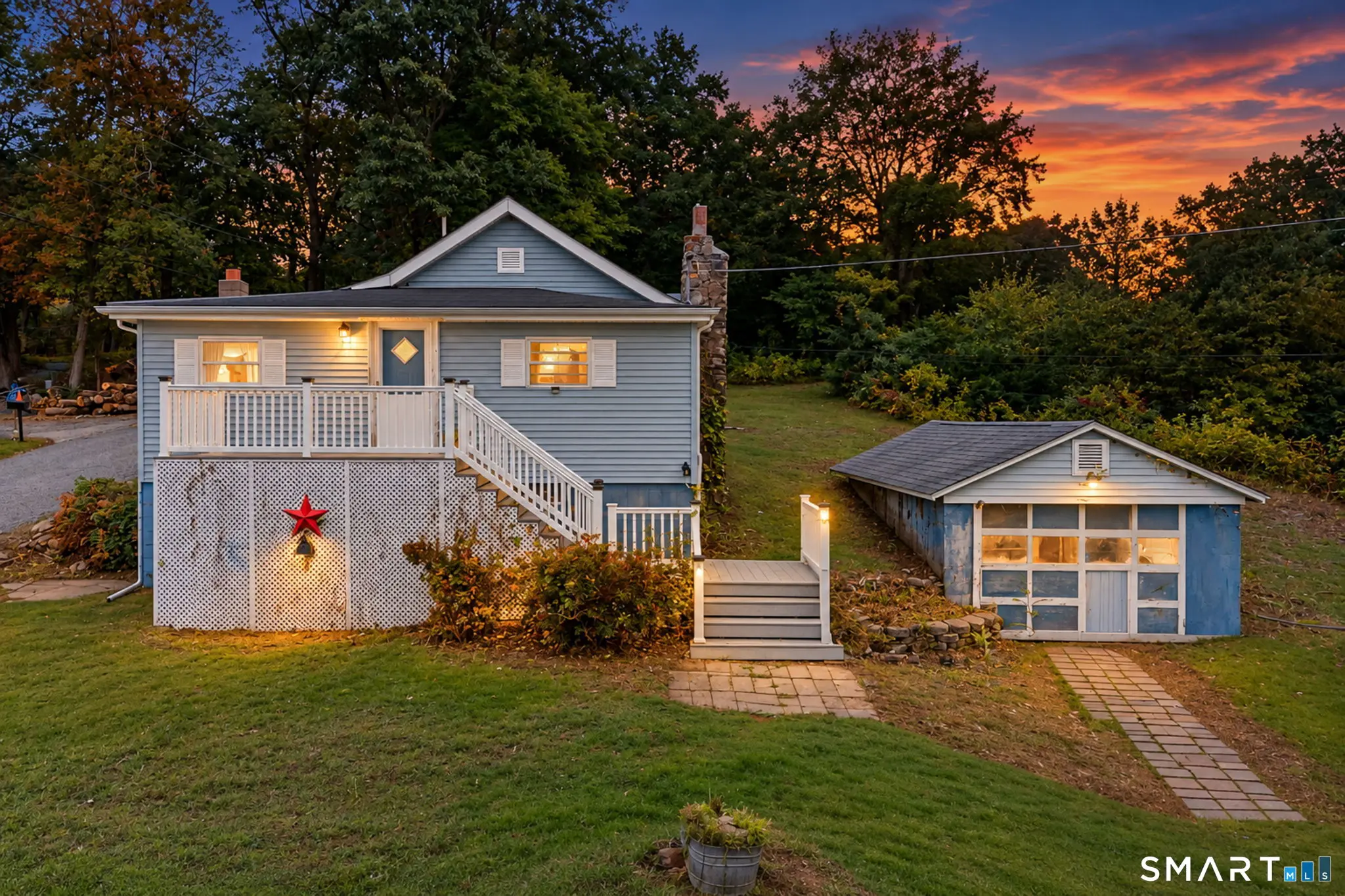 196 Lake Drive East, Montville