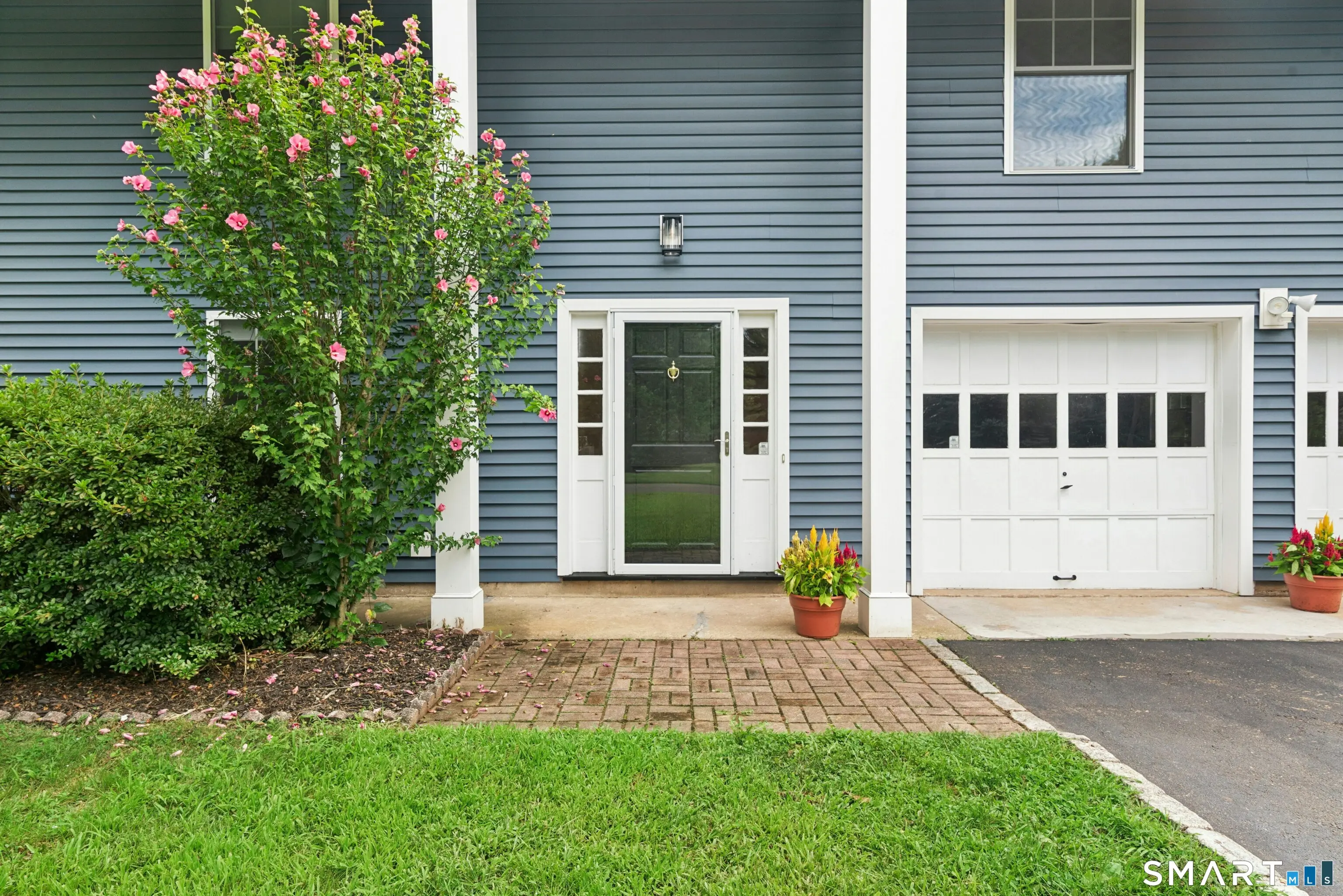 20 Lincoln Drive, New Canaan