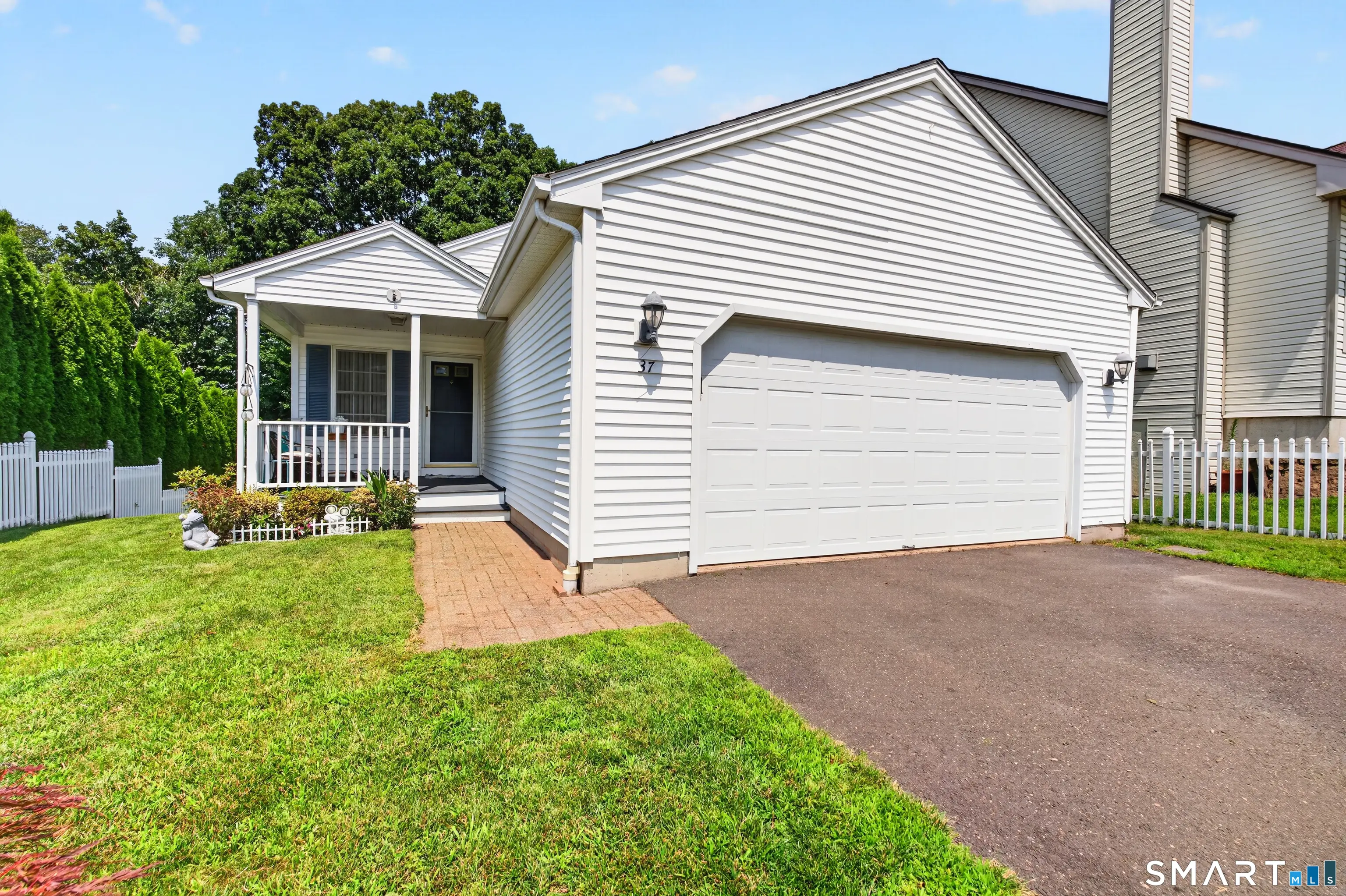 37 Adam Drive, Newington