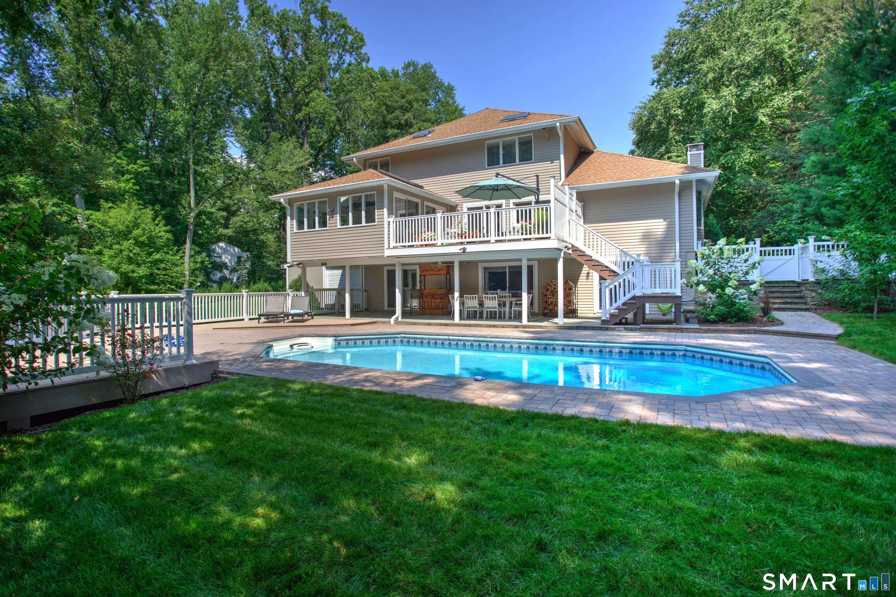 187 Canoe Brook Road, Trumbull