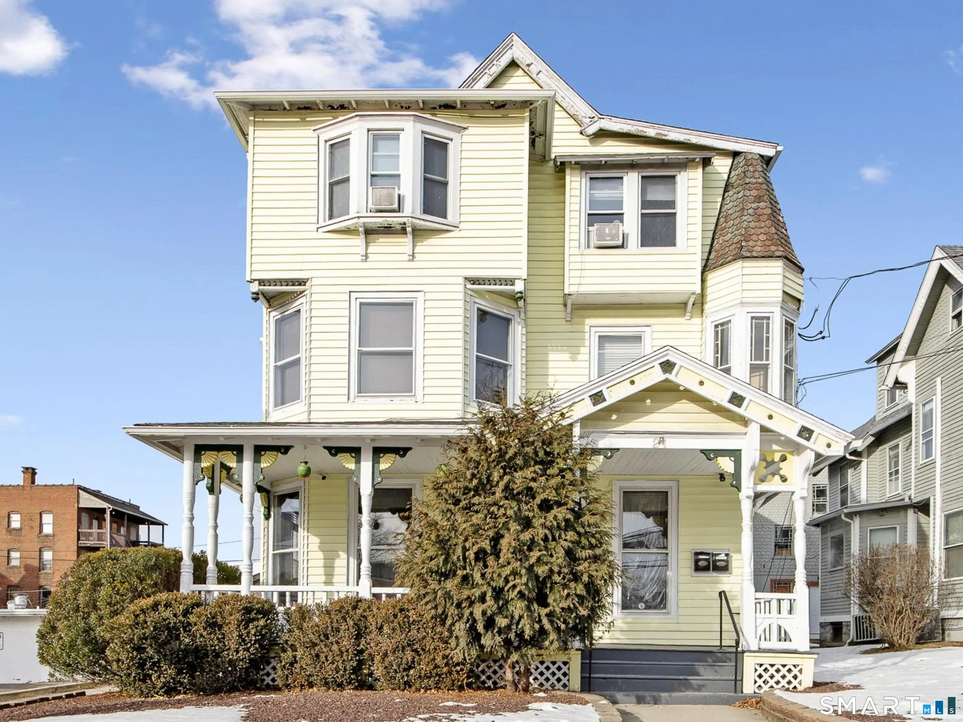 21 Holmes Avenue 2nd Floor, Waterbury