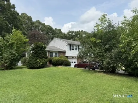 302 Berlin Street, Southington