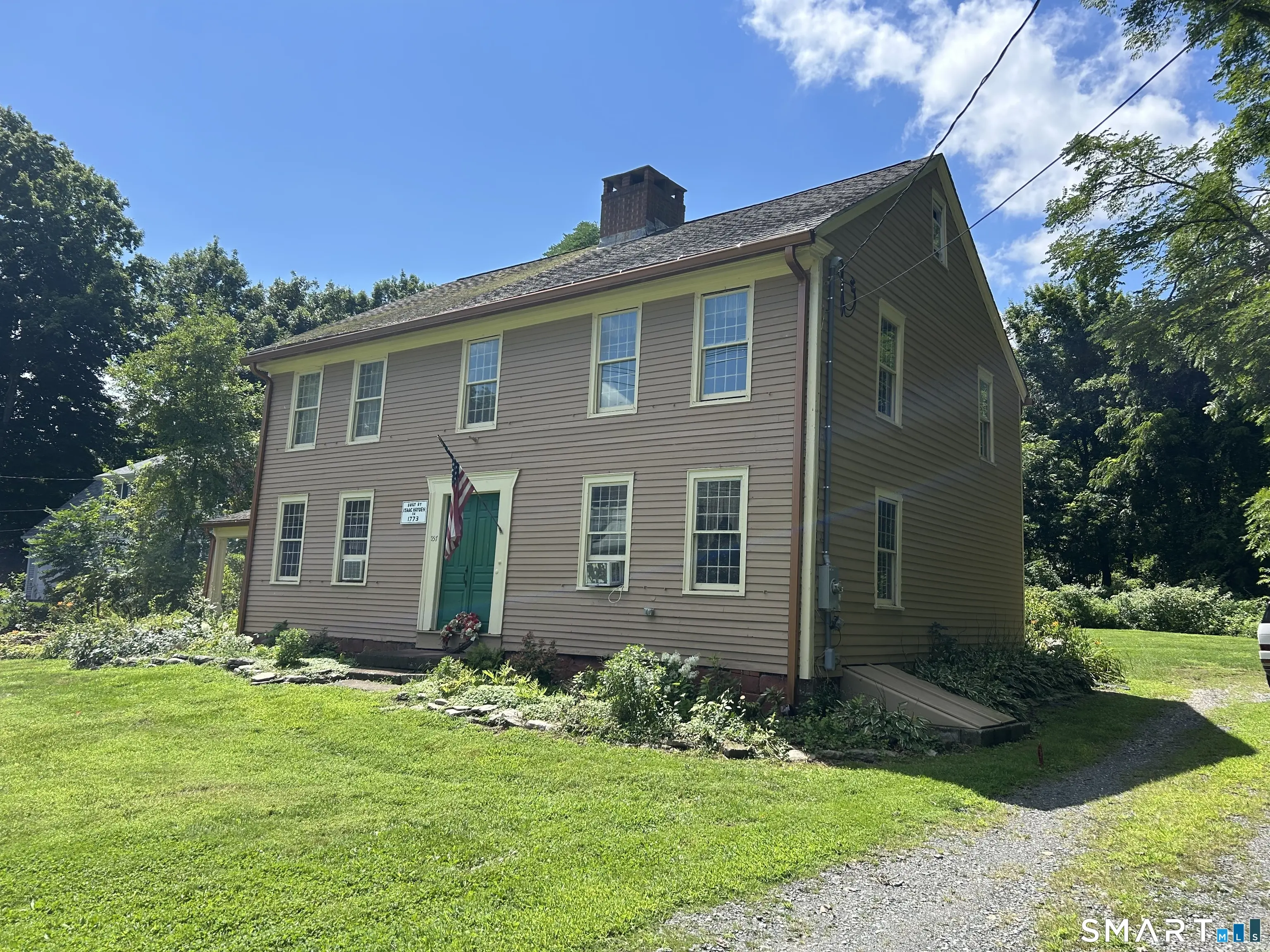 957 Palisado Avenue, Windsor