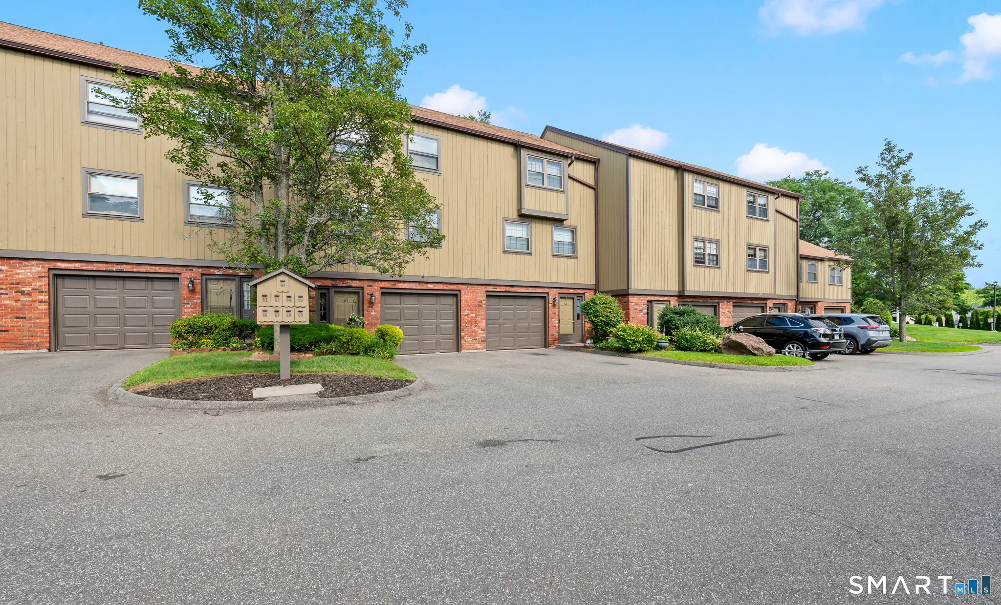 65 Mattabasset Drive 65, Meriden