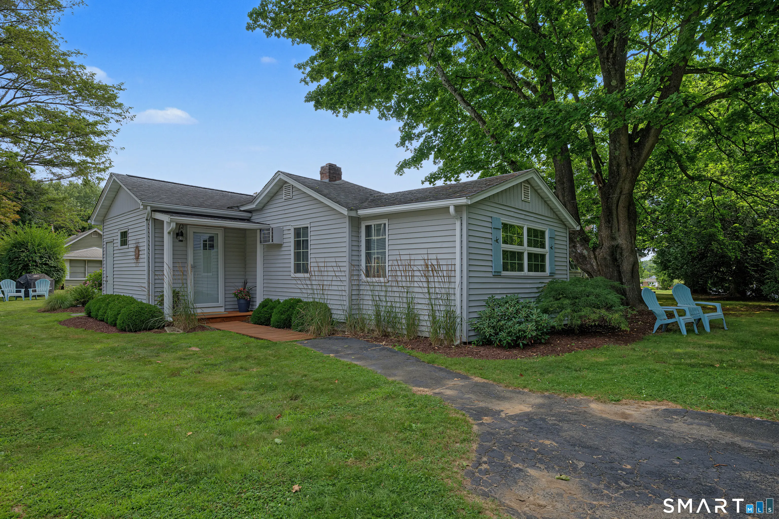 89-2 Cottage Road, Madison