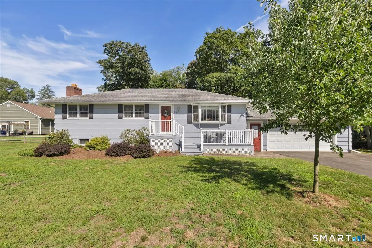 28 Centerbrook Road, North Haven
