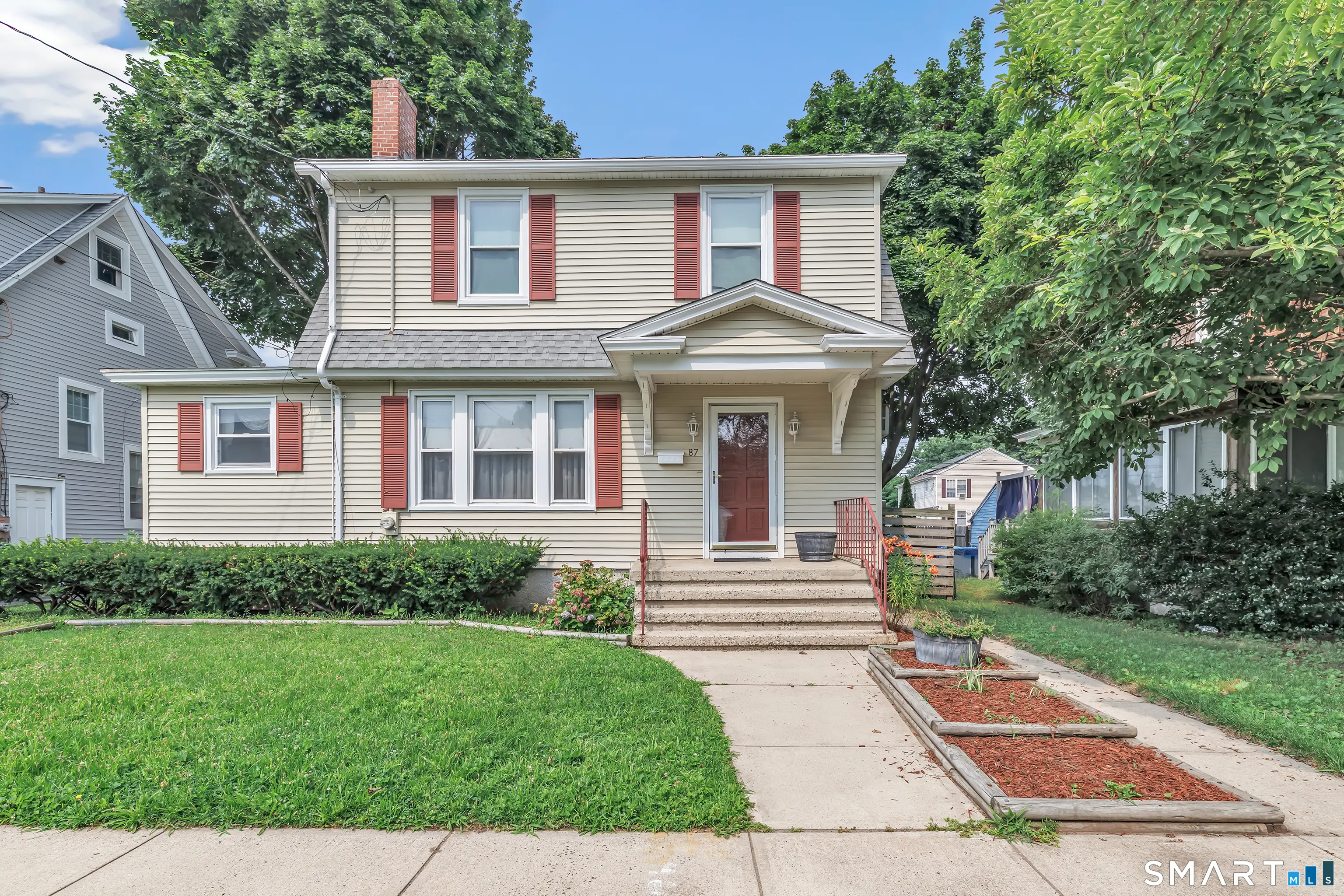 87 Yale Street, Stratford