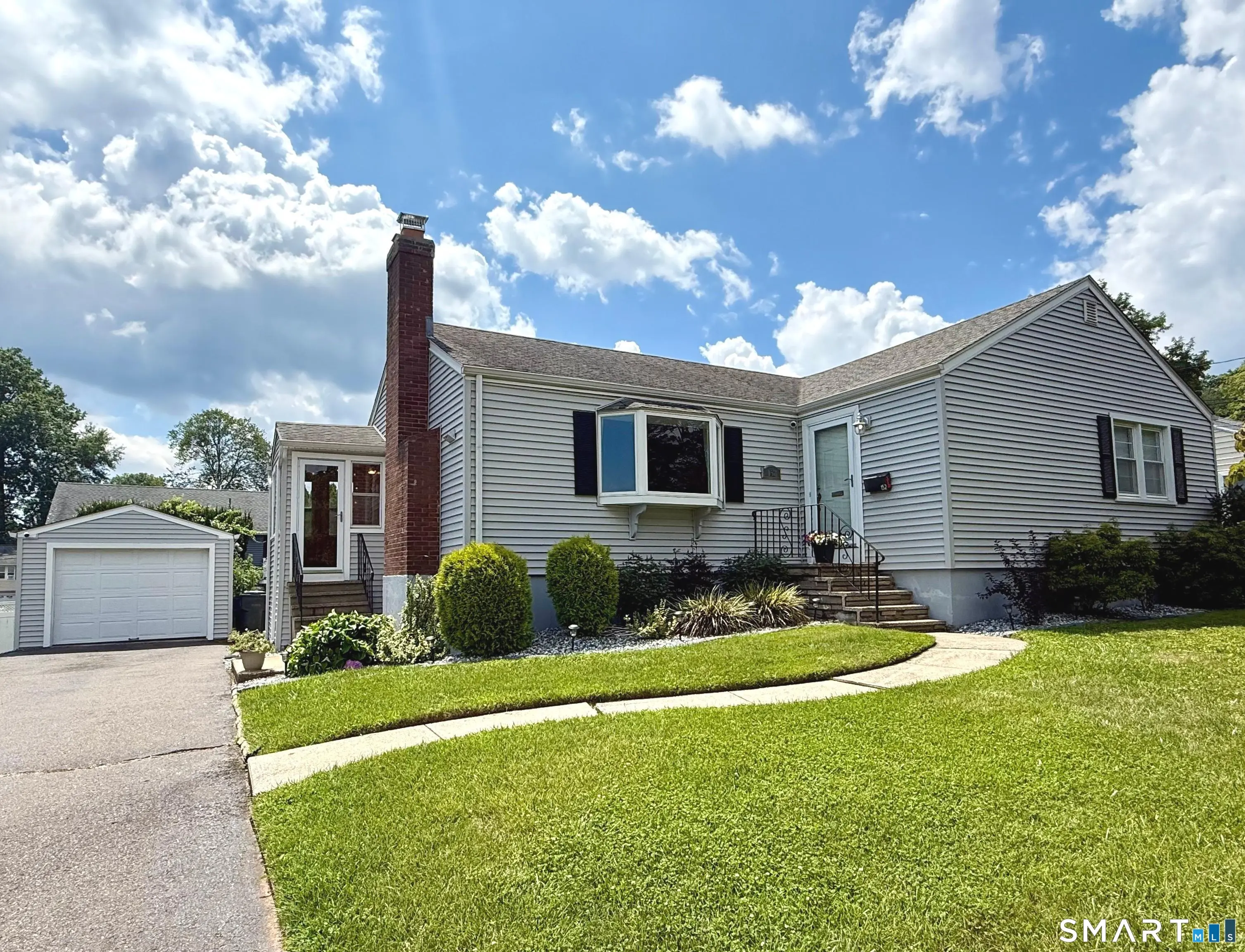 152 Amherst Street, Wethersfield