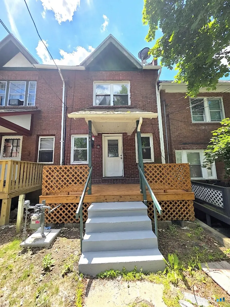 108 Ives Street, Waterbury