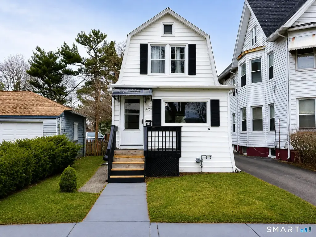 71 White Street, West Haven