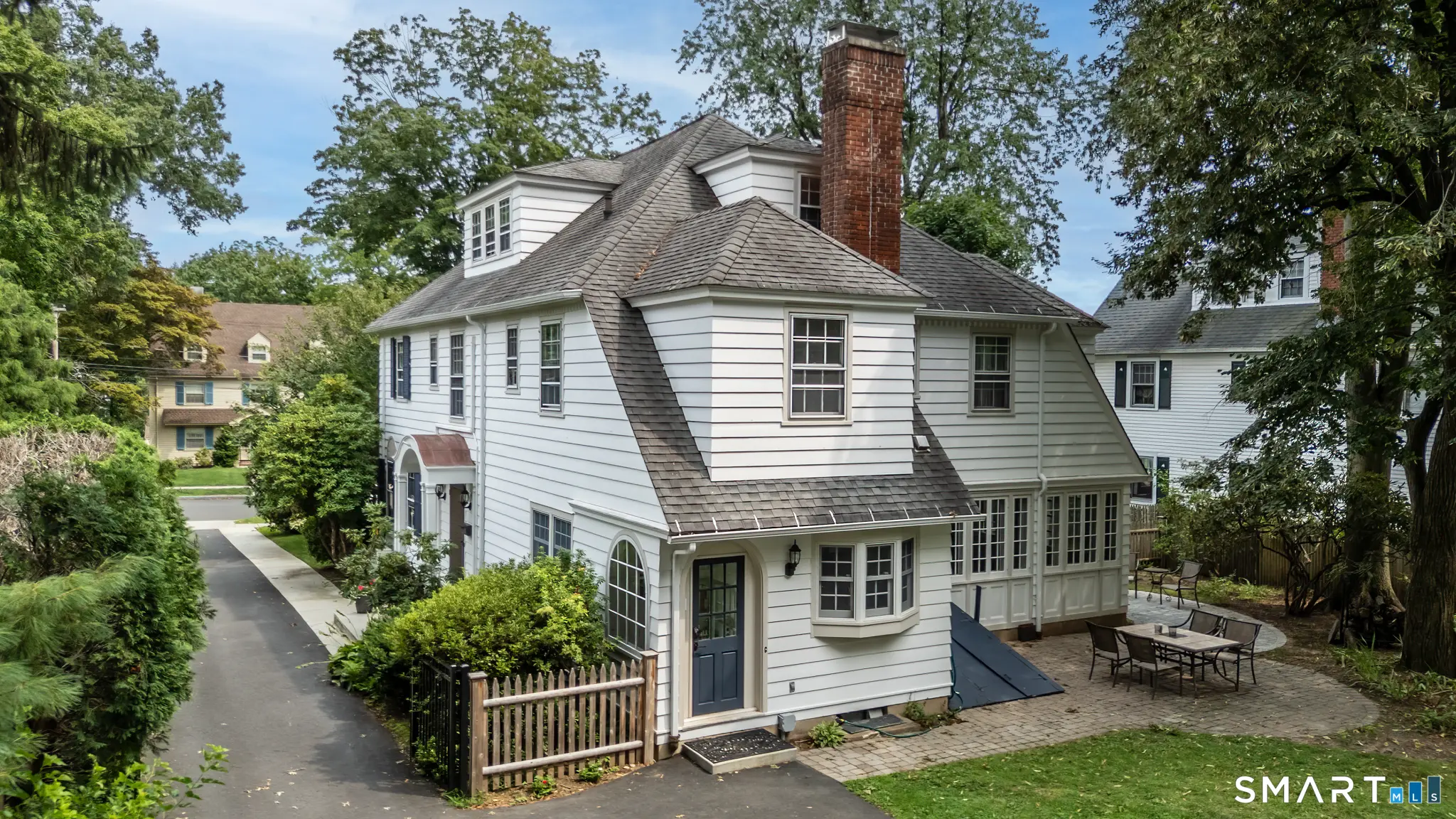 25 Walbridge Road, West Hartford