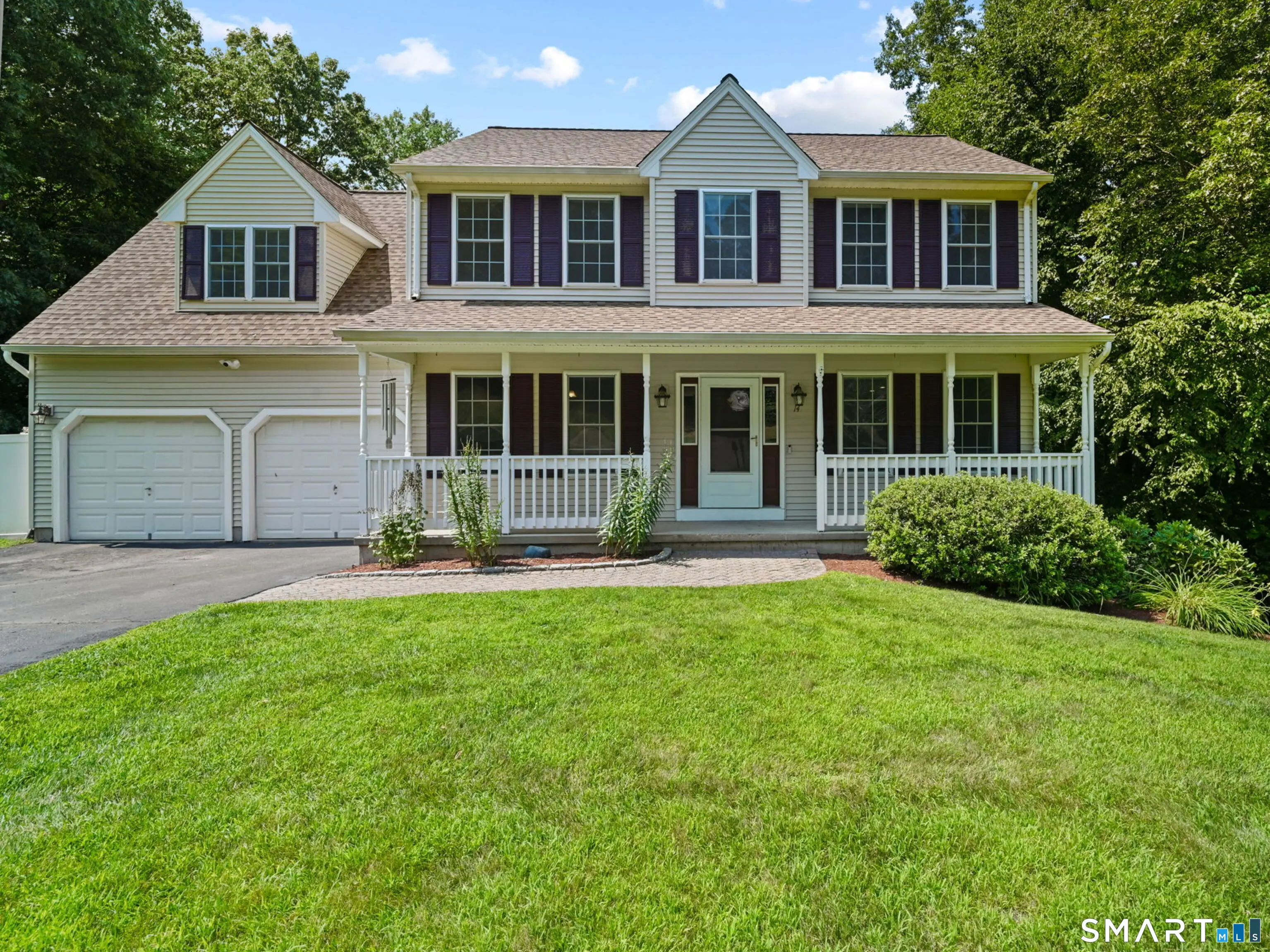 14 Tree Top Lane, East Windsor