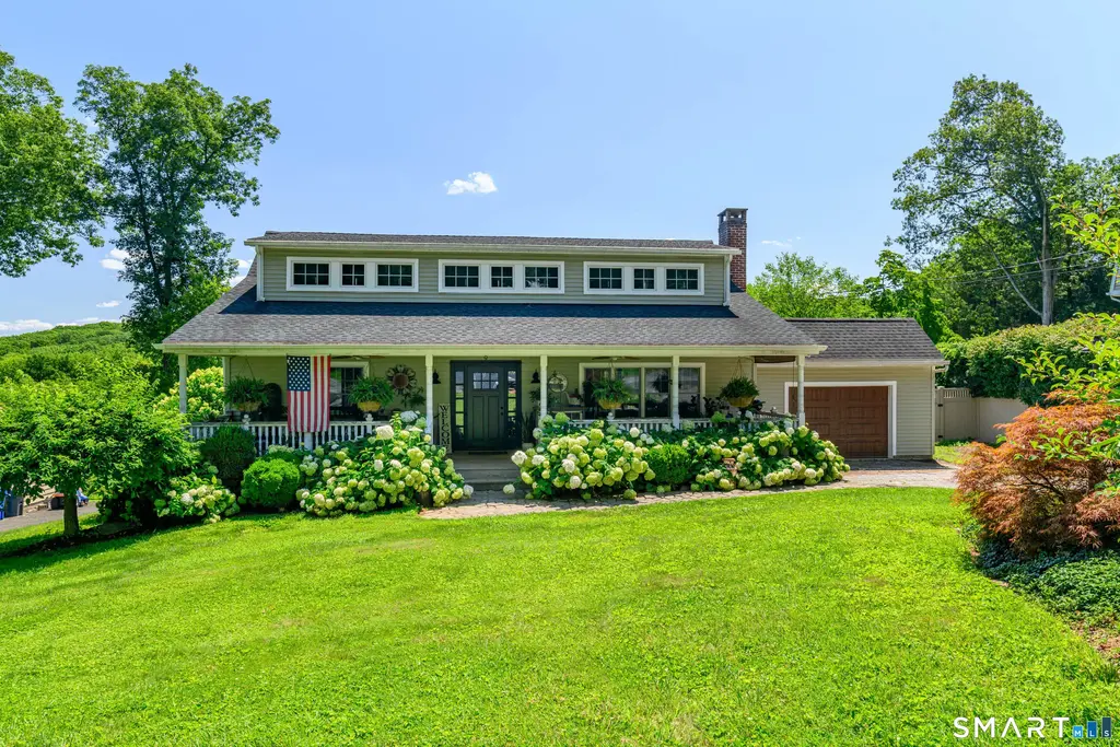 9 Birch Road, New Milford