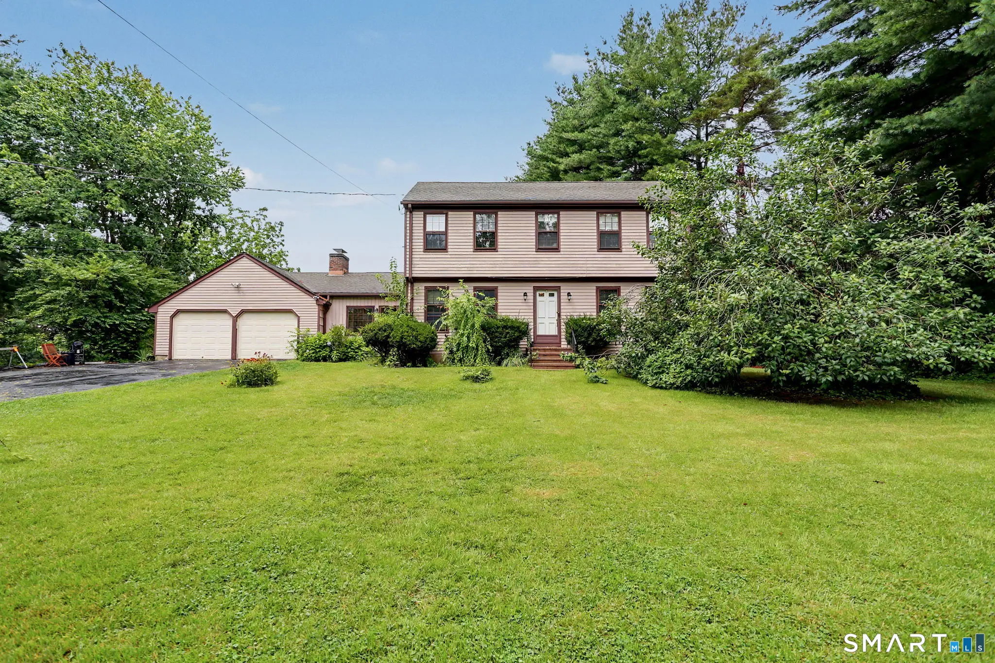 735 Daniels Farm Road, Trumbull