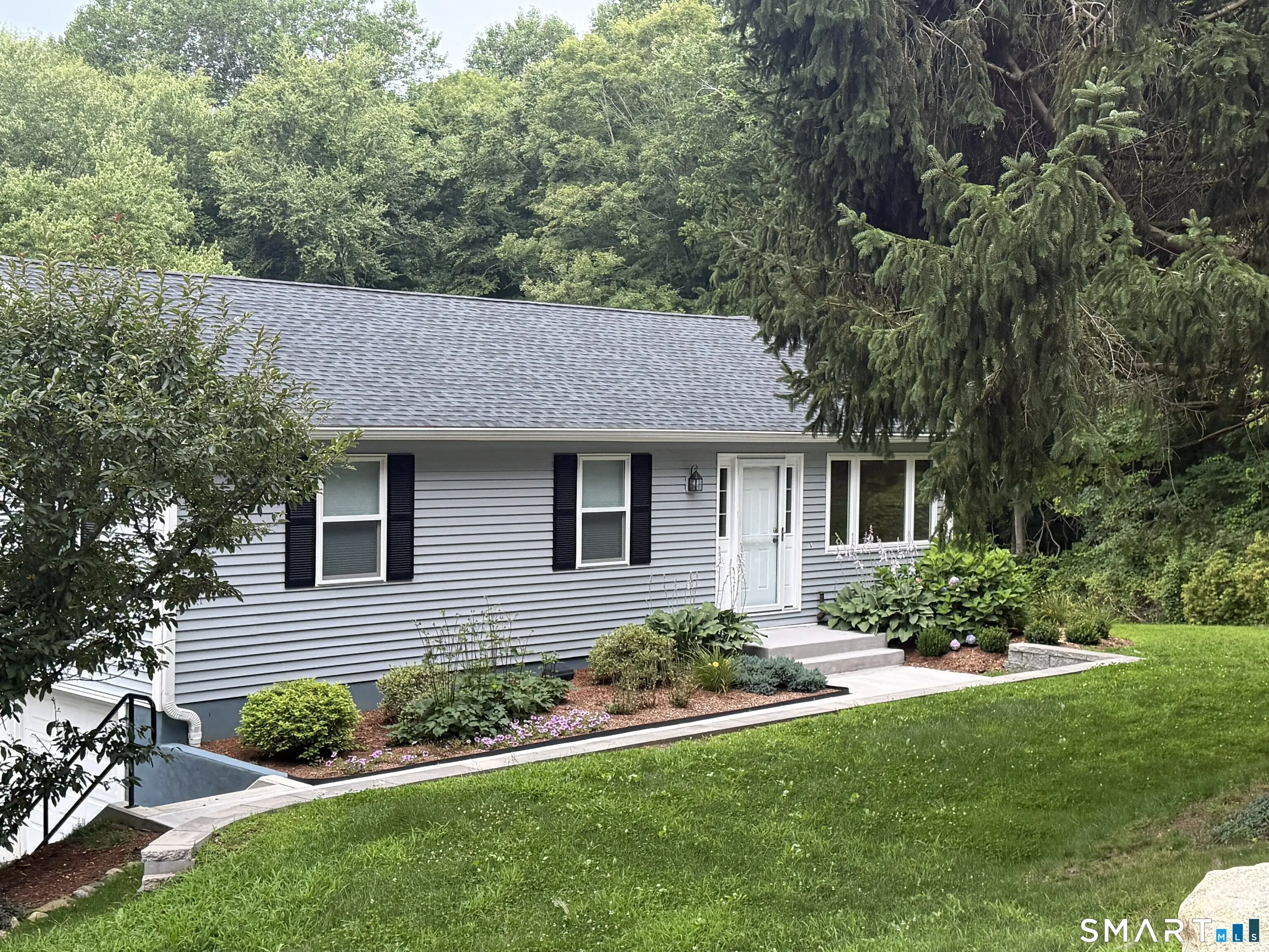 138 Clark Hill Road, East Hampton