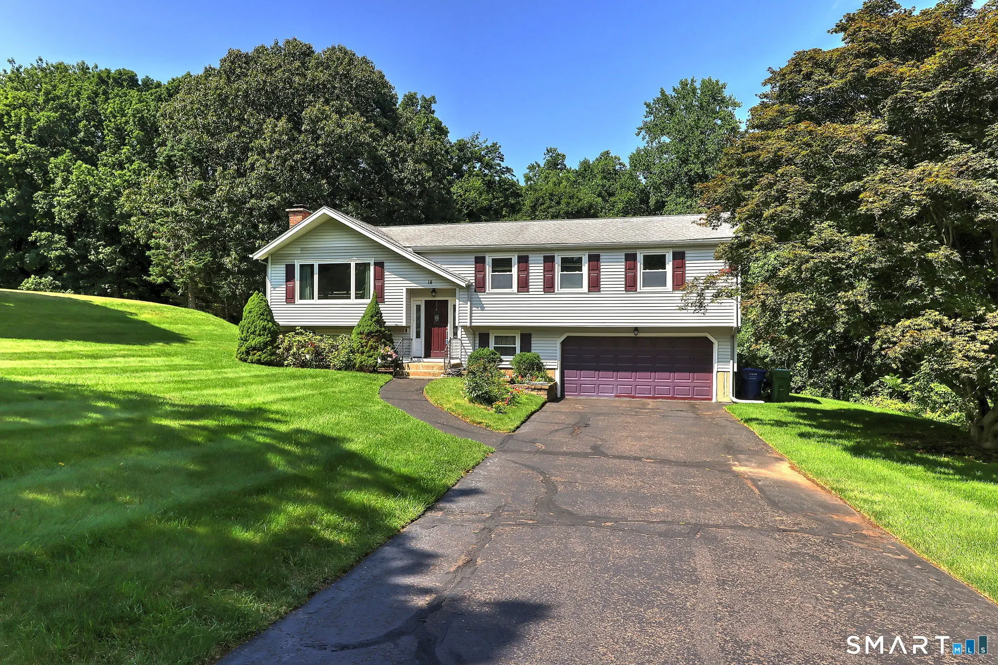 14 Longview Lane, Wallingford