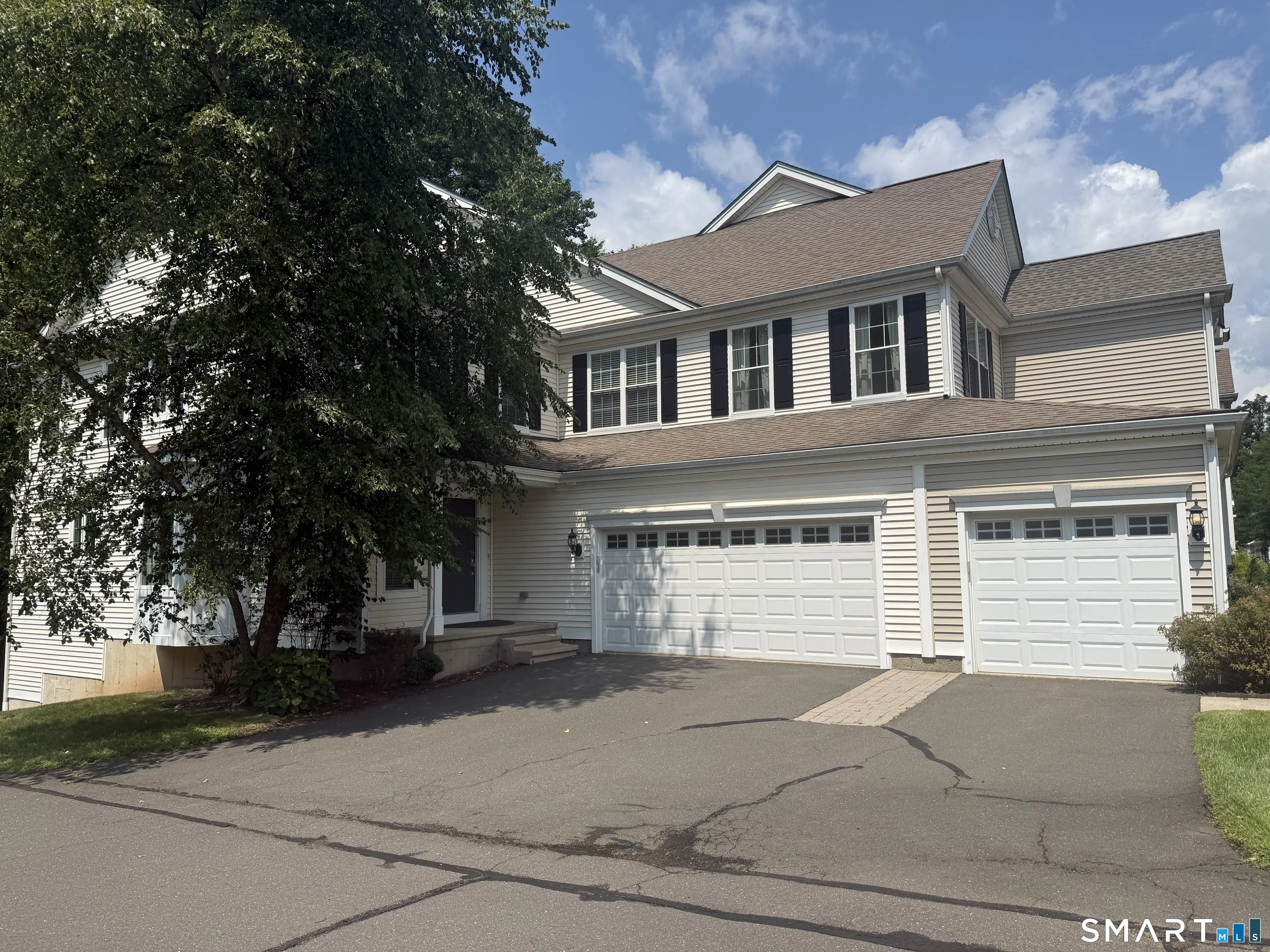 293 Sterling Drive 293, Newington