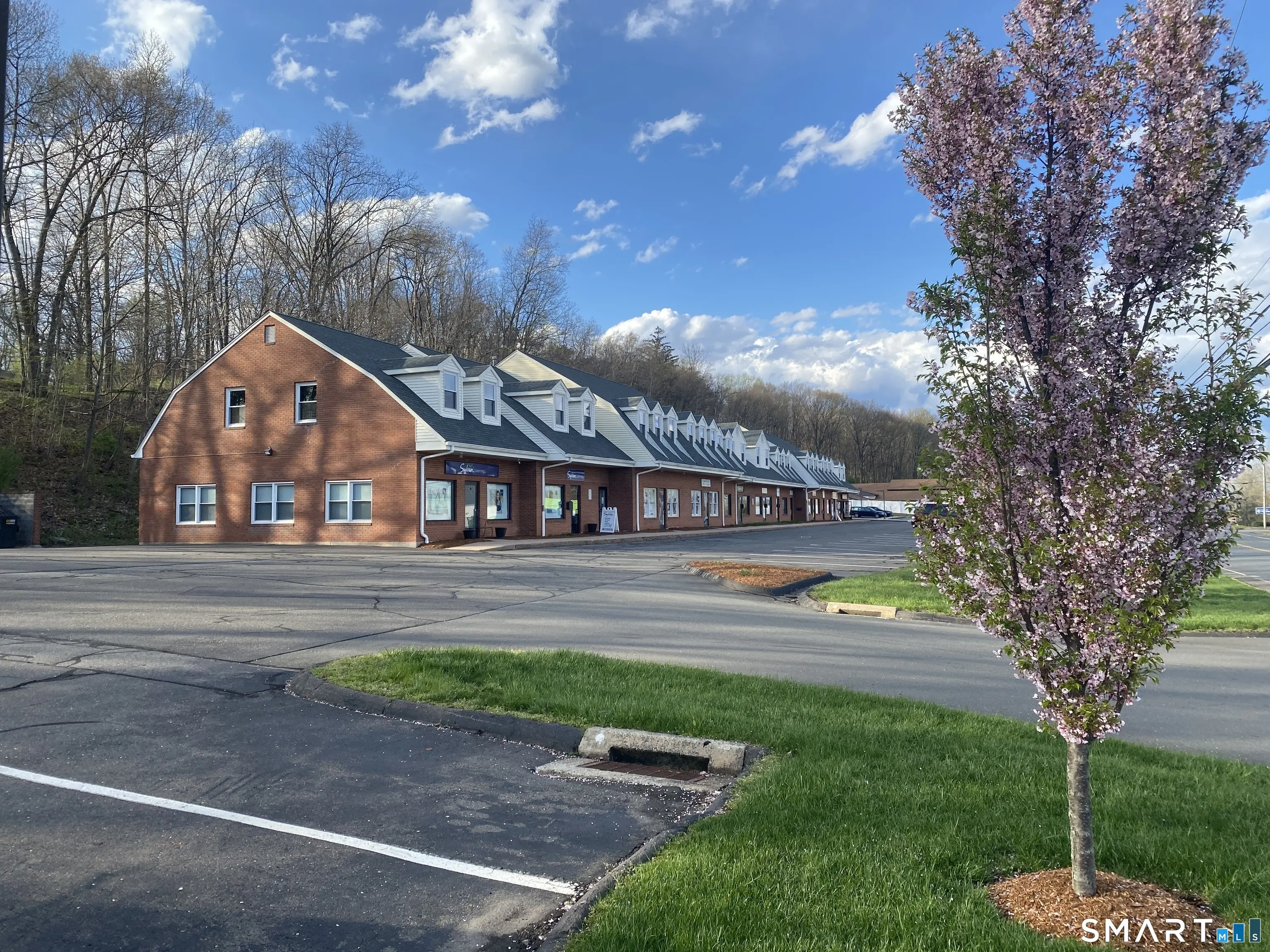 95-127 Fenn Road 121f, Newington