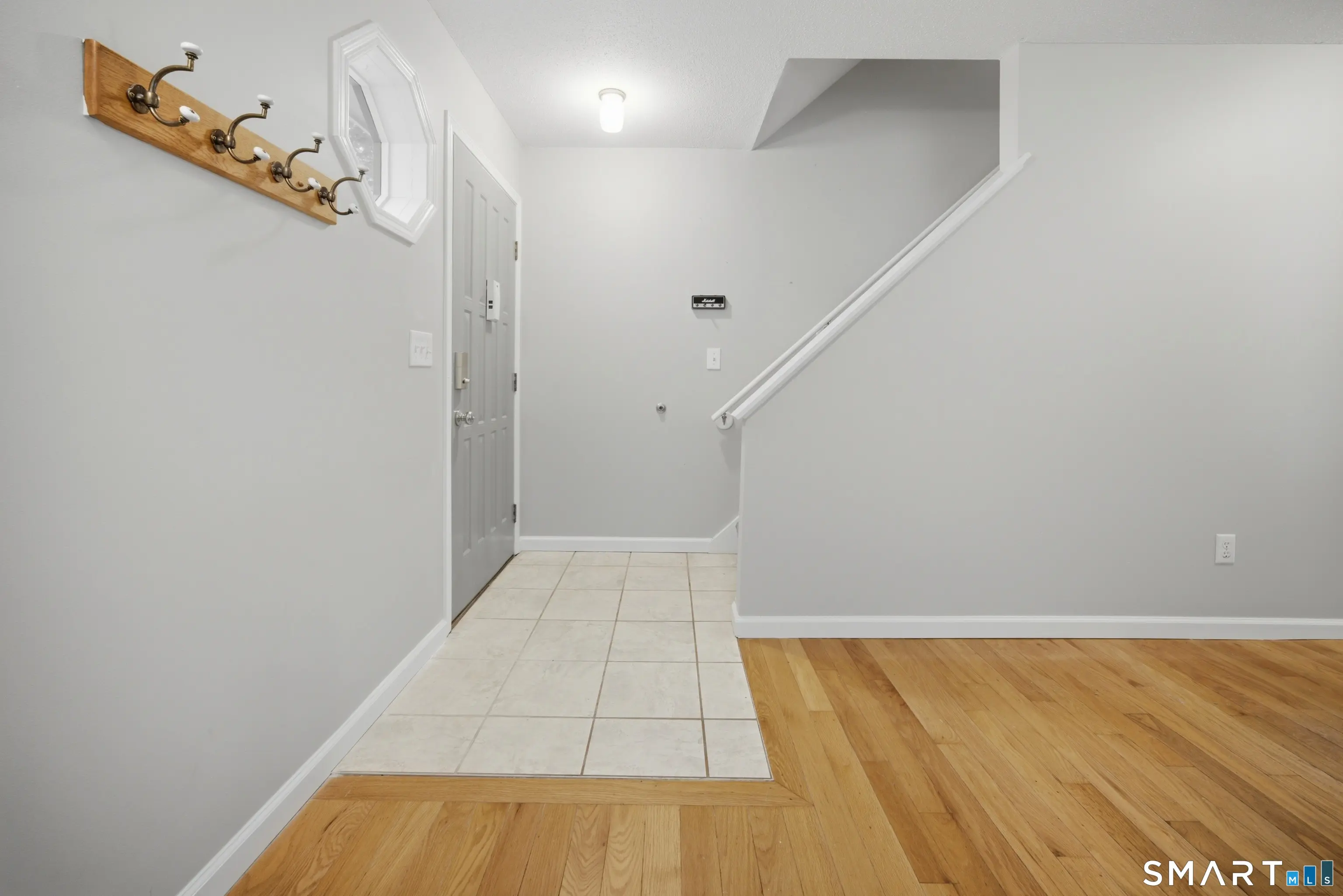 1 Abbott Road 207, Ellington
