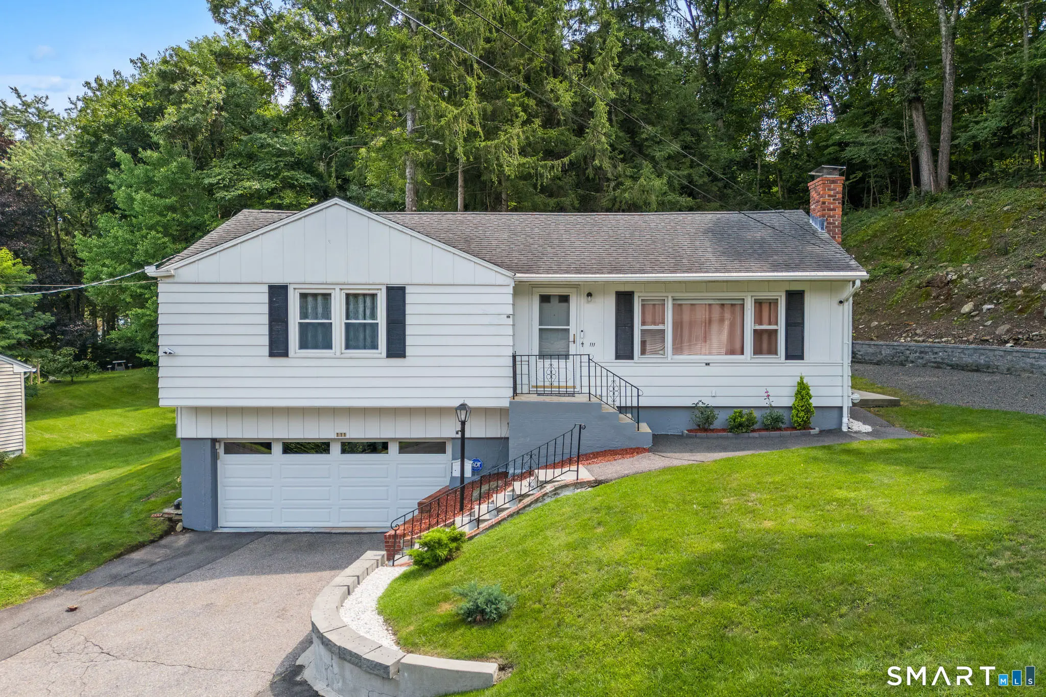 111 Juniper Ridge Drive, Waterbury