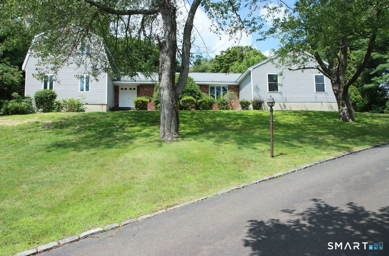 328 Saybrook Road, Orange