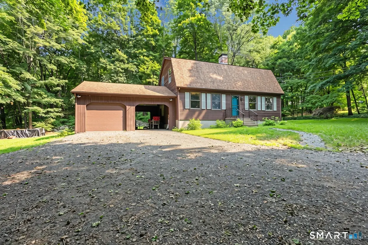 4 Railroad Avenue, Plainfield