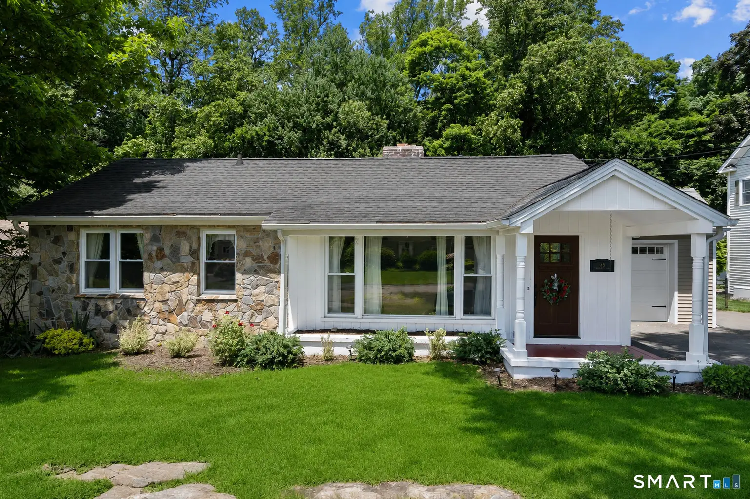 45 Woodridge Circle, Trumbull