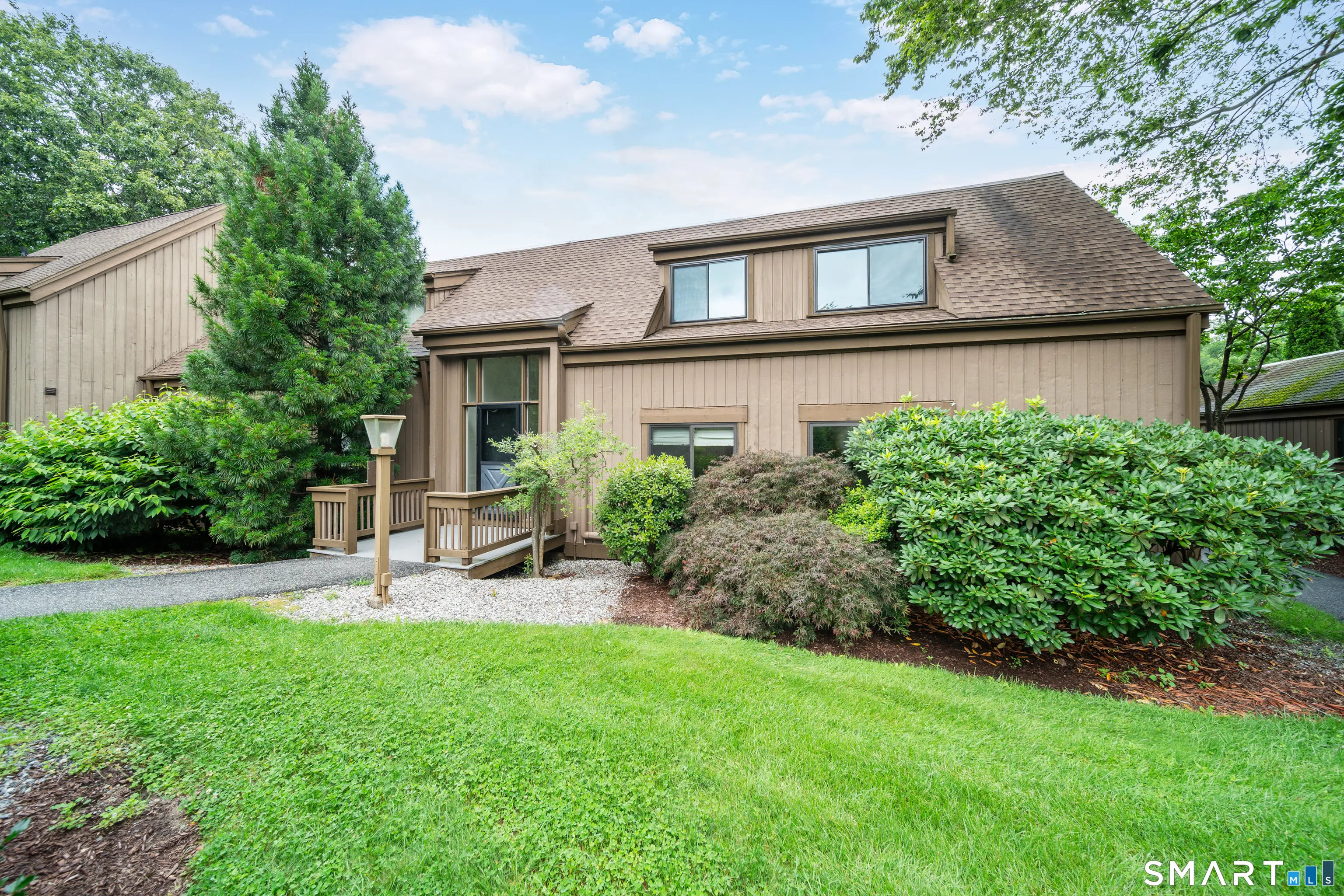 489 Heritage Village C, Southbury
