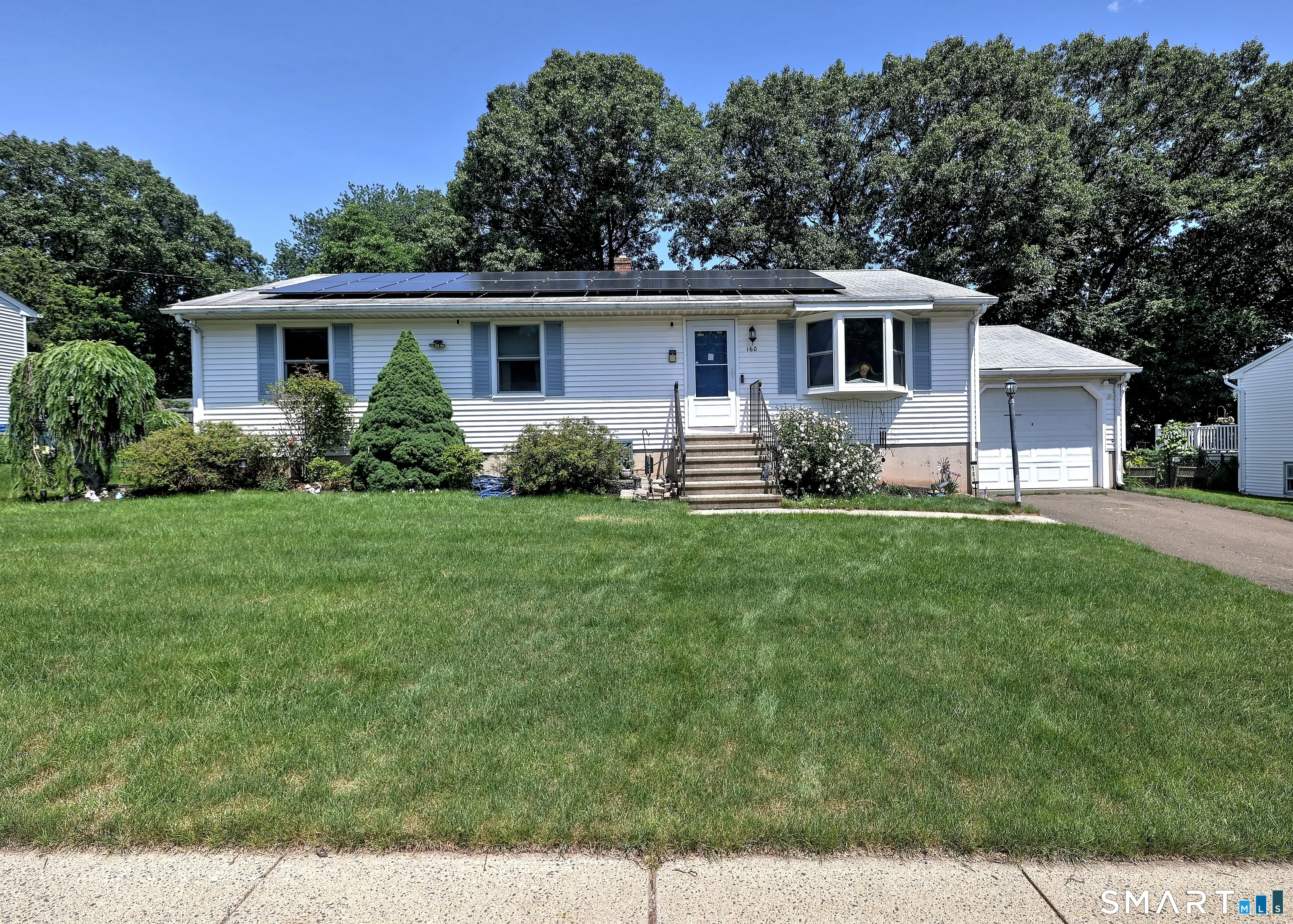 160 Tanglewood Drive, Hamden