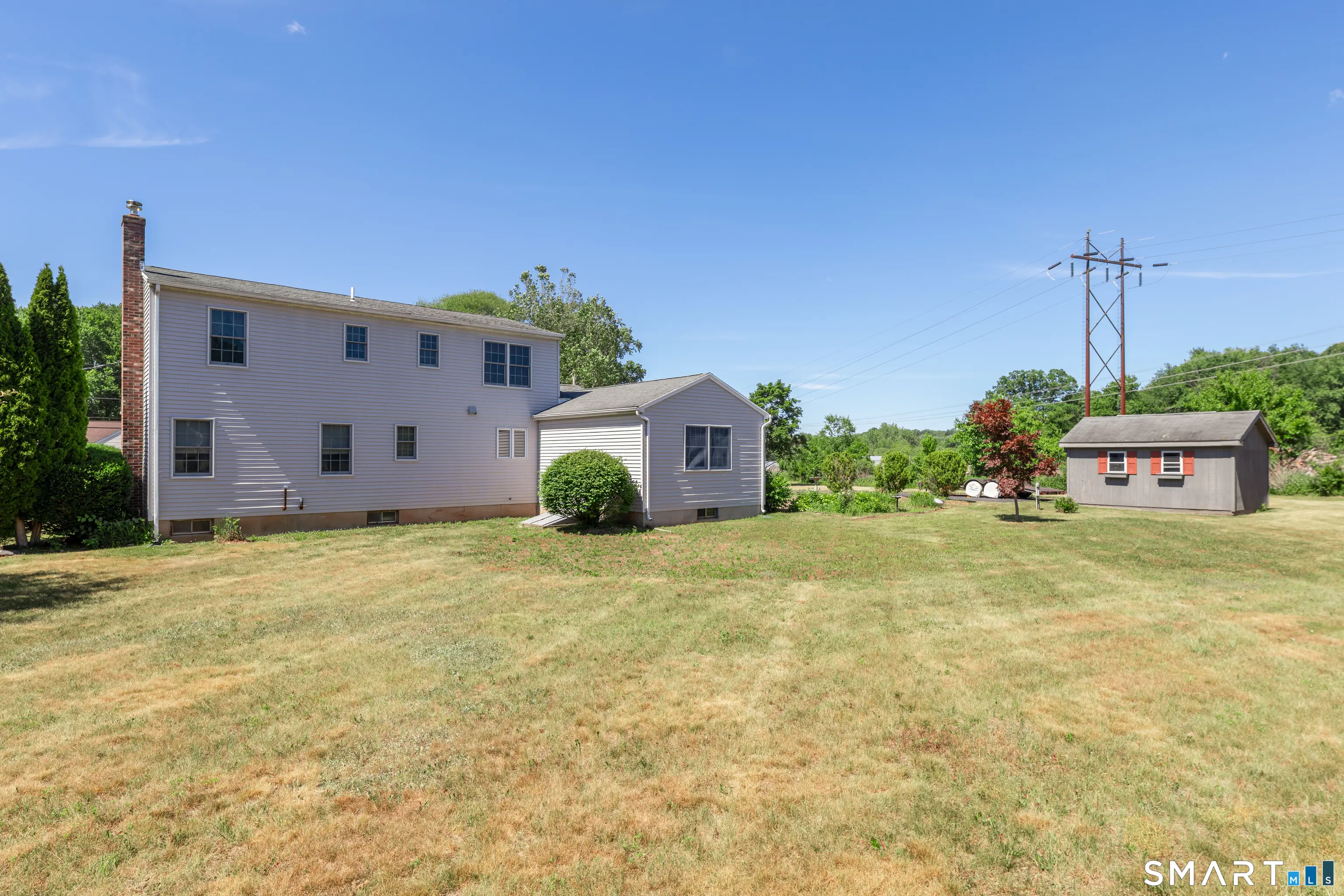 23 Sara Circle, North Haven