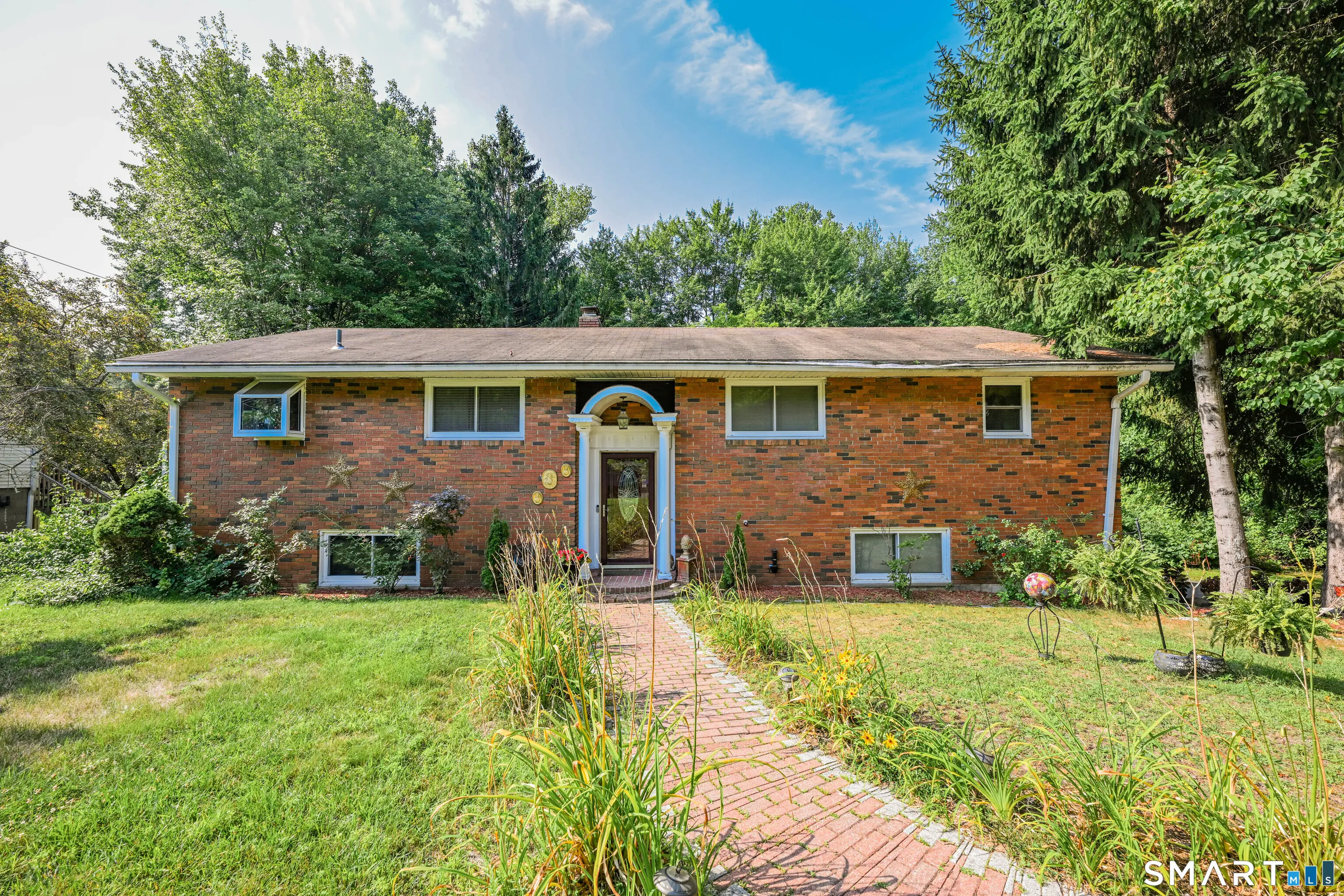 437 West Wolcott Avenue, Windsor