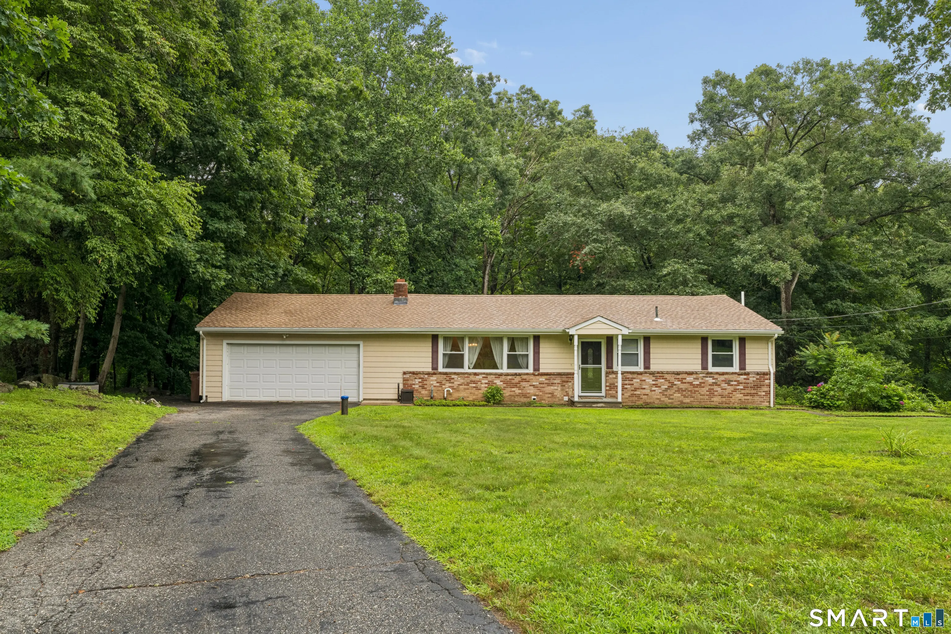 28 Andrew Drive, Shelton