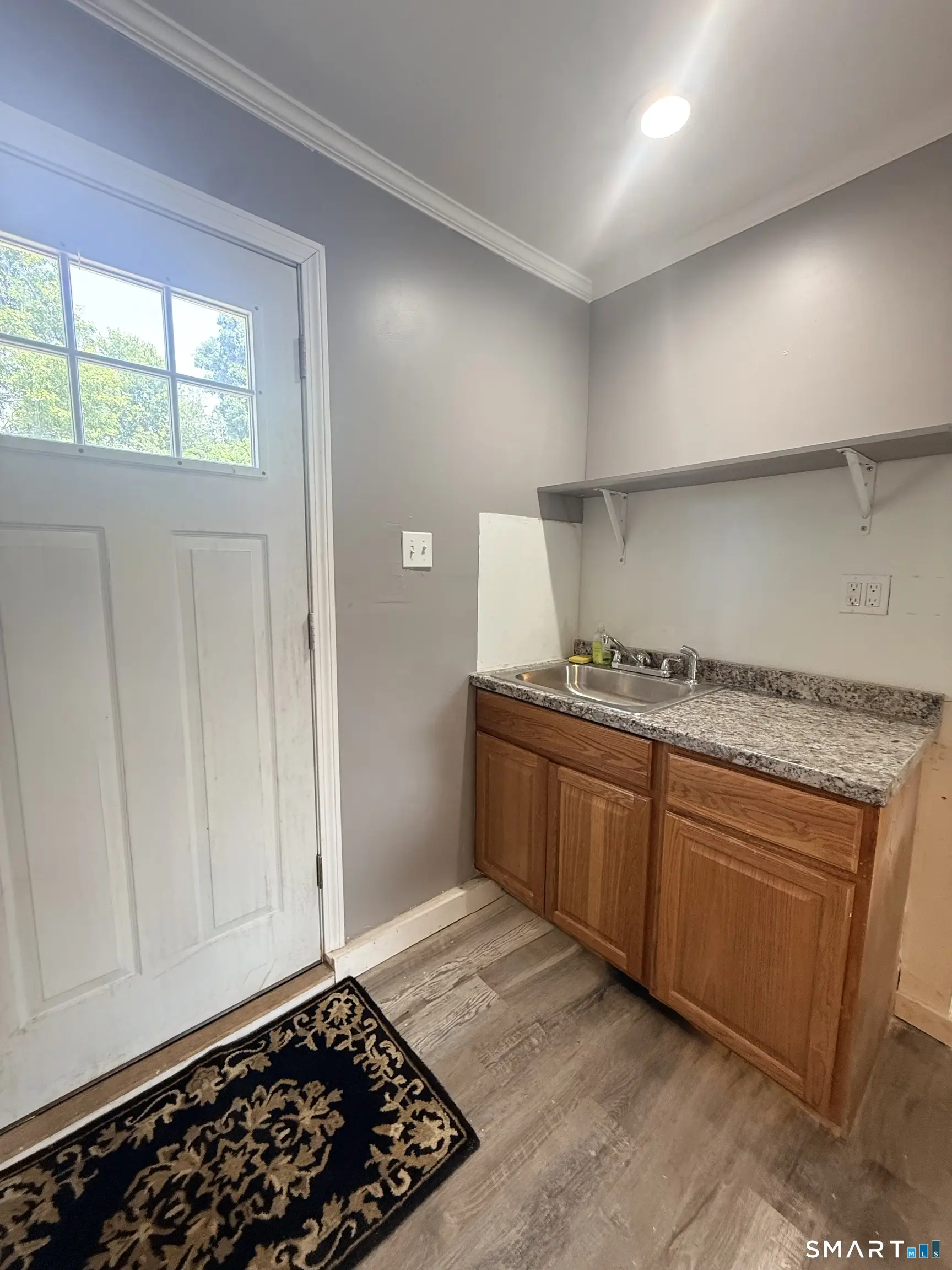 191 East Side Drive, Wallingford