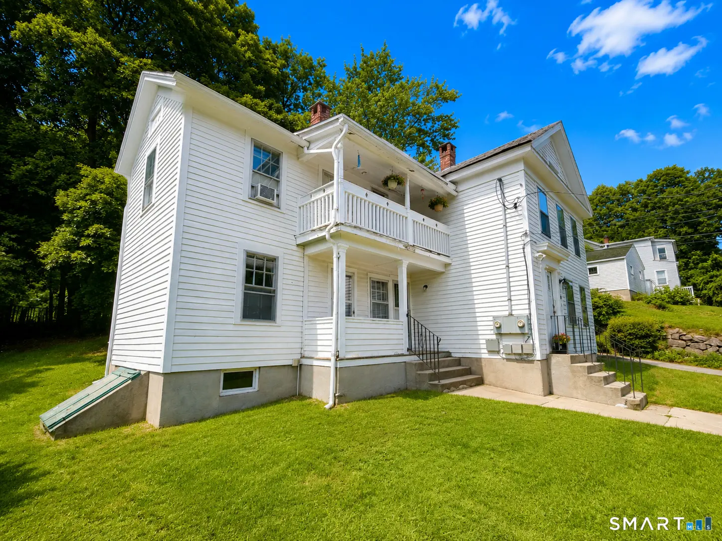 111 Rockwell Street 1, Winchester