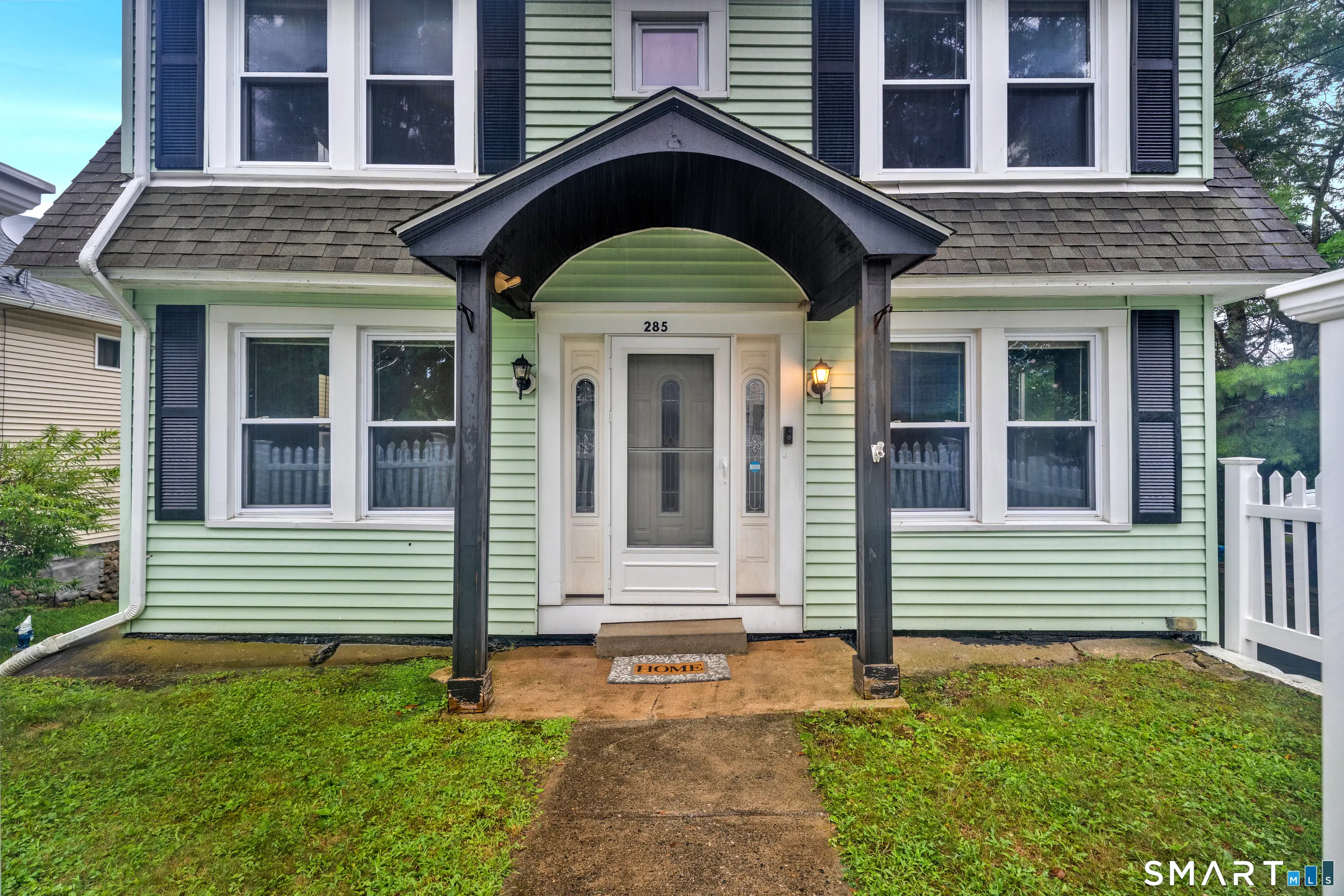 285 Niantic River Road, Waterford