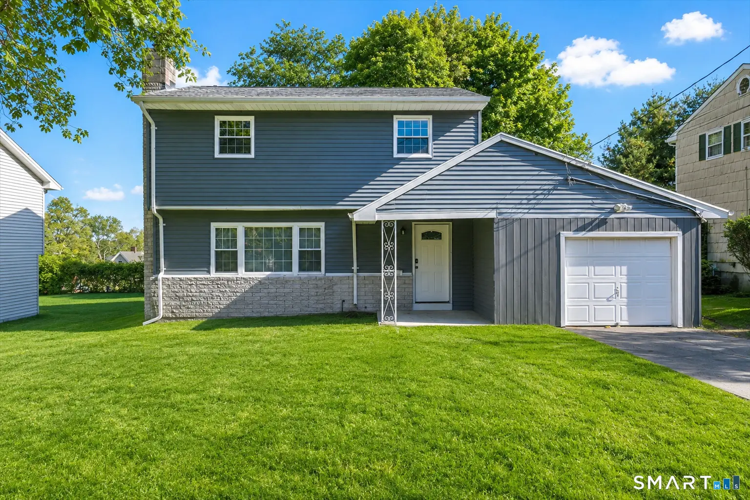 114 Daniel Road, Hamden