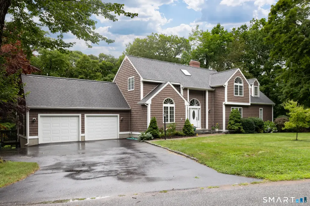 247 Clark Hill Road, East Haddam