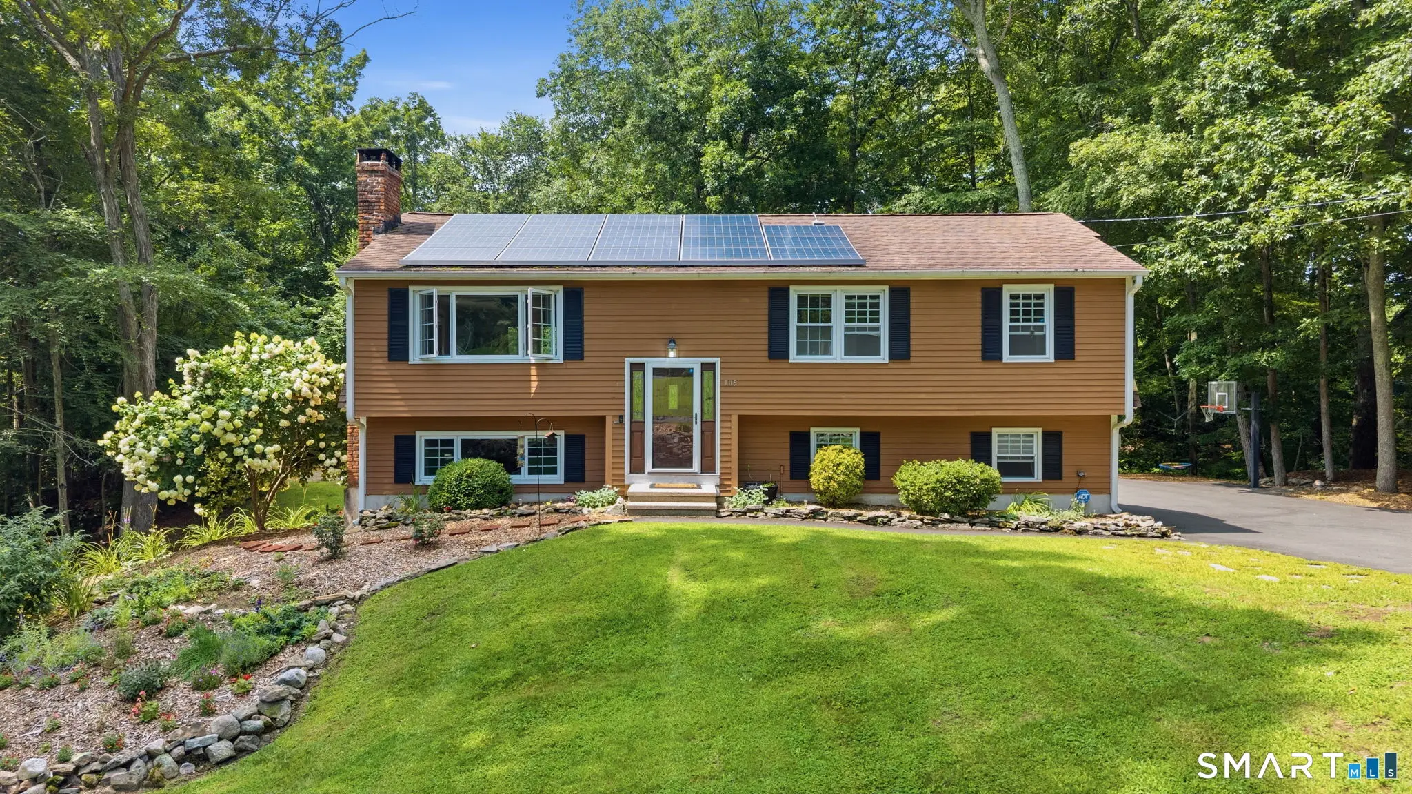 105 Dean Road, East Lyme