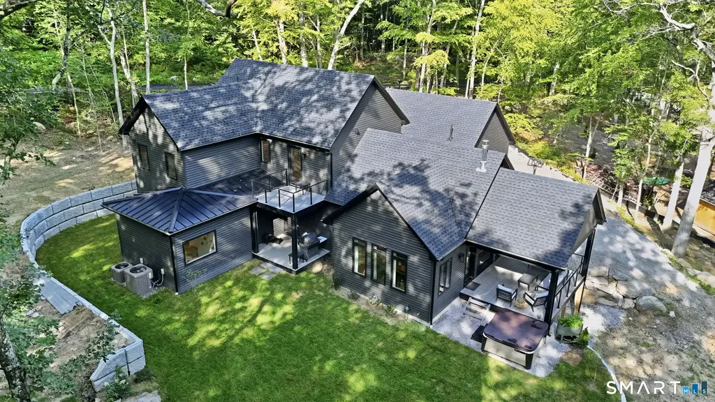 119 Scott Road, East Lyme