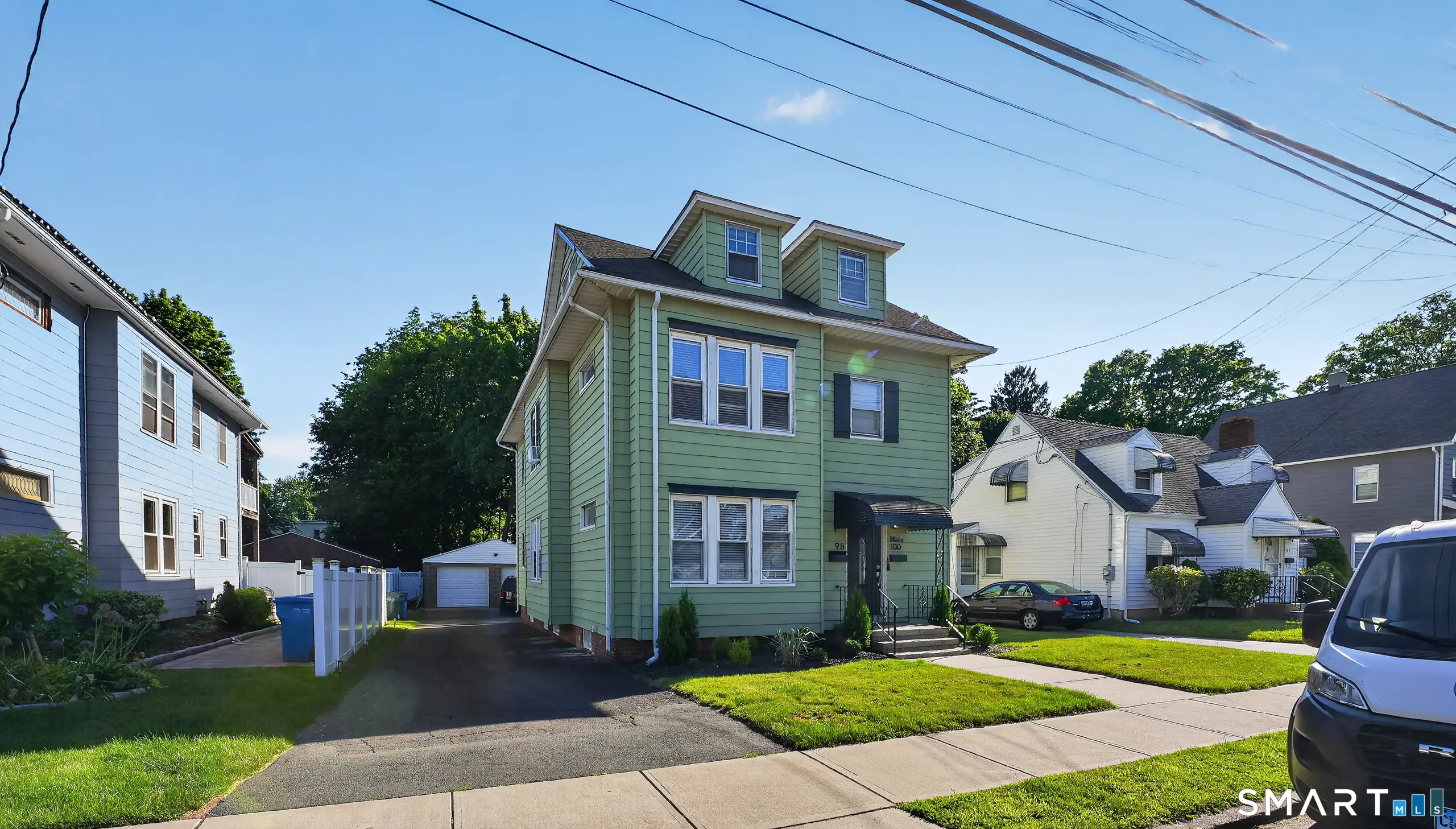 98 Gorham Avenue, Hamden